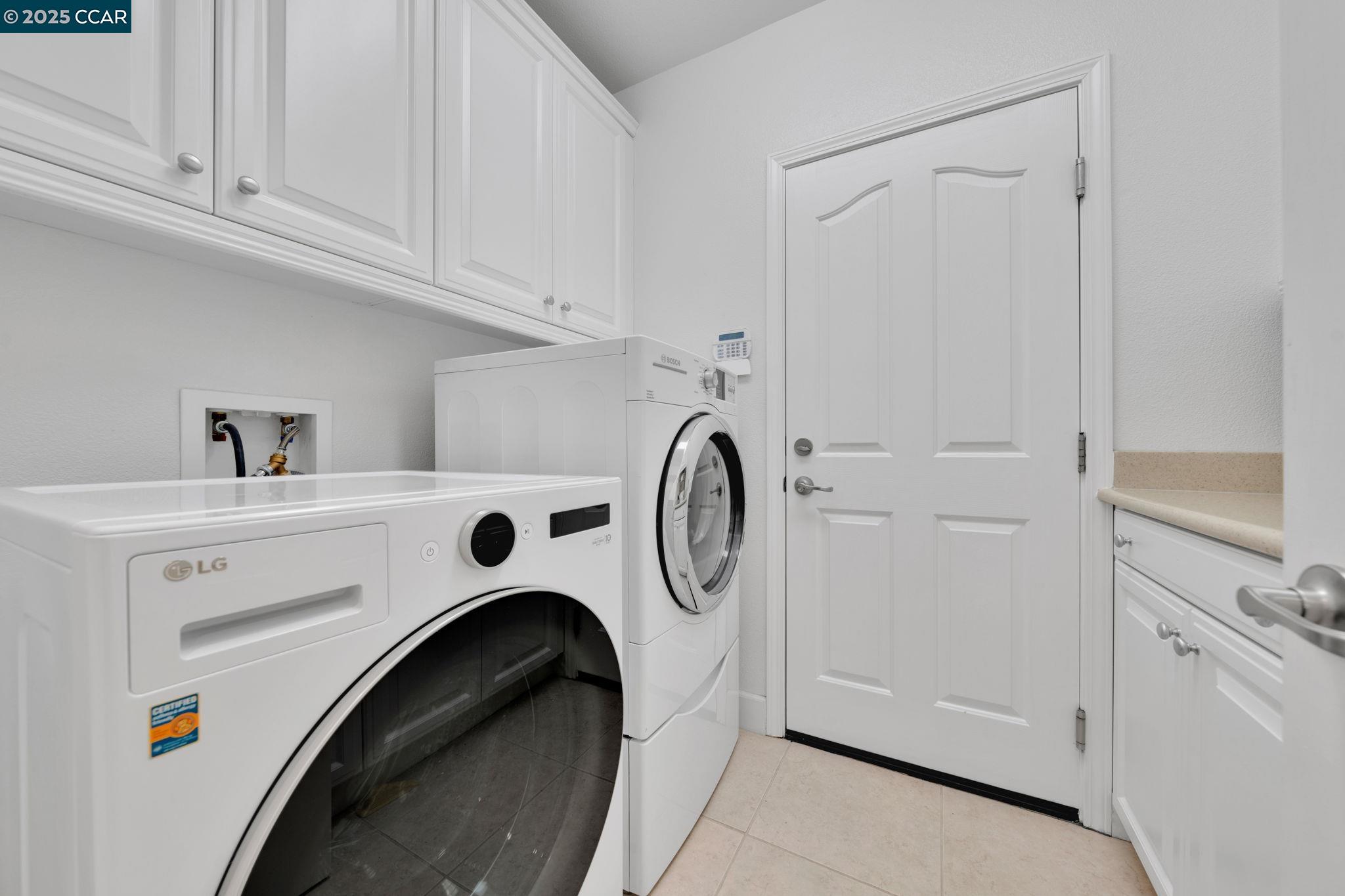 Detail Gallery Image 42 of 60 For 2941 Kobio Dr, Concord,  CA 94519-2685 - 3 Beds | 3/1 Baths