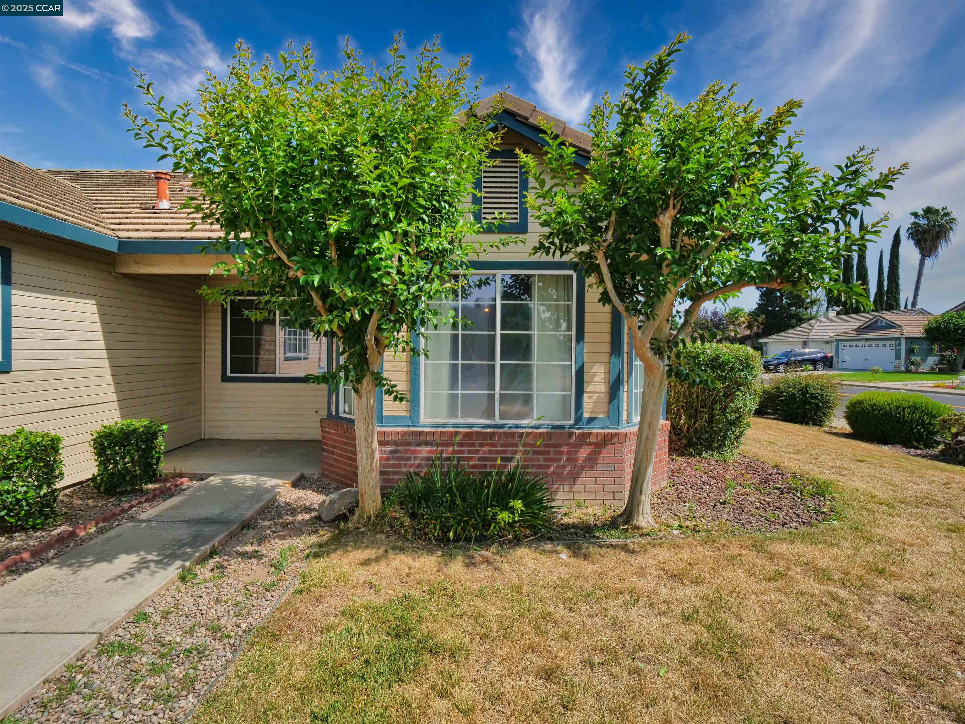 Detail Gallery Image 2 of 60 For 4301 Castle Cary Lane, Salida,  CA 95368 - 3 Beds | 2 Baths