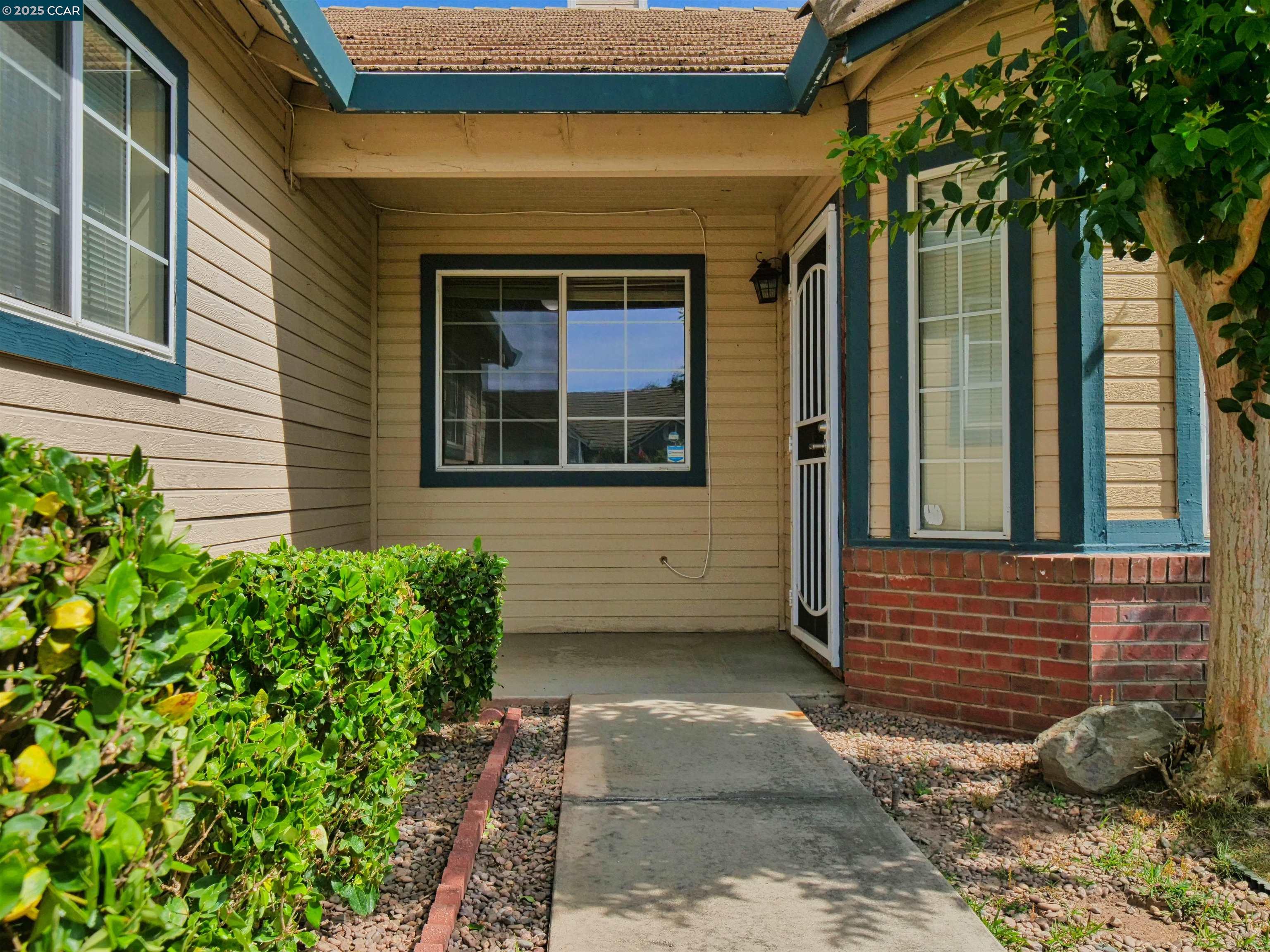 Detail Gallery Image 3 of 60 For 4301 Castle Cary Lane, Salida,  CA 95368 - 3 Beds | 2 Baths