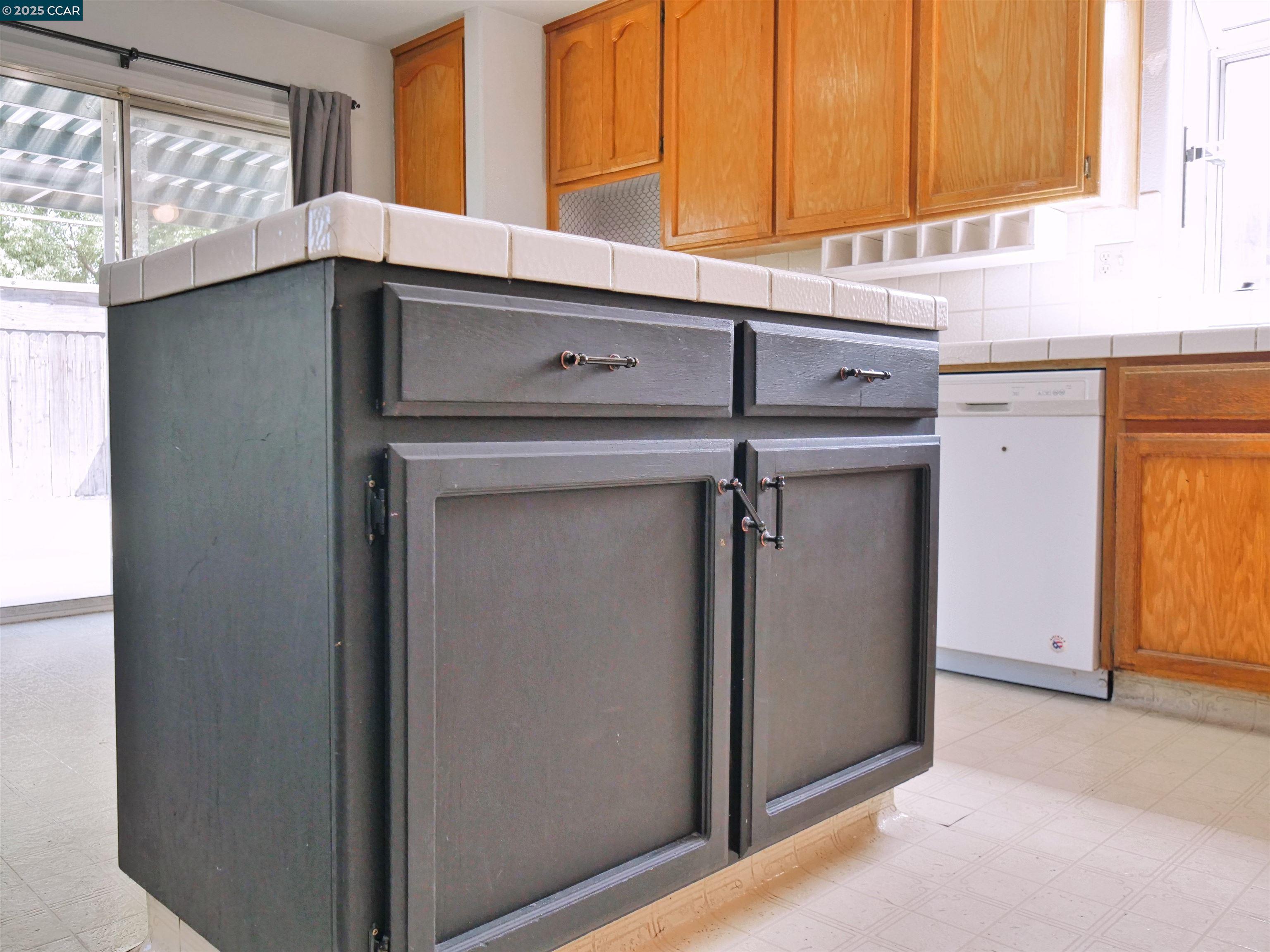 Detail Gallery Image 29 of 60 For 4301 Castle Cary Lane, Salida,  CA 95368 - 3 Beds | 2 Baths