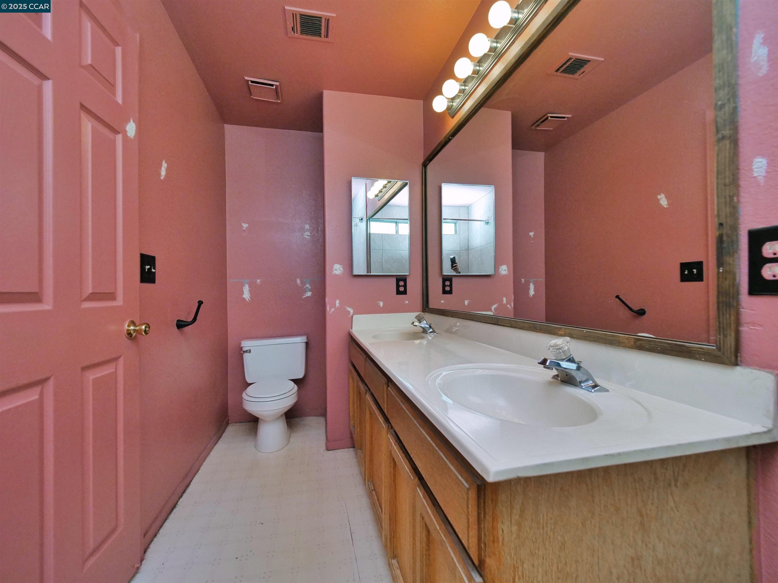Detail Gallery Image 45 of 60 For 4301 Castle Cary Lane, Salida,  CA 95368 - 3 Beds | 2 Baths