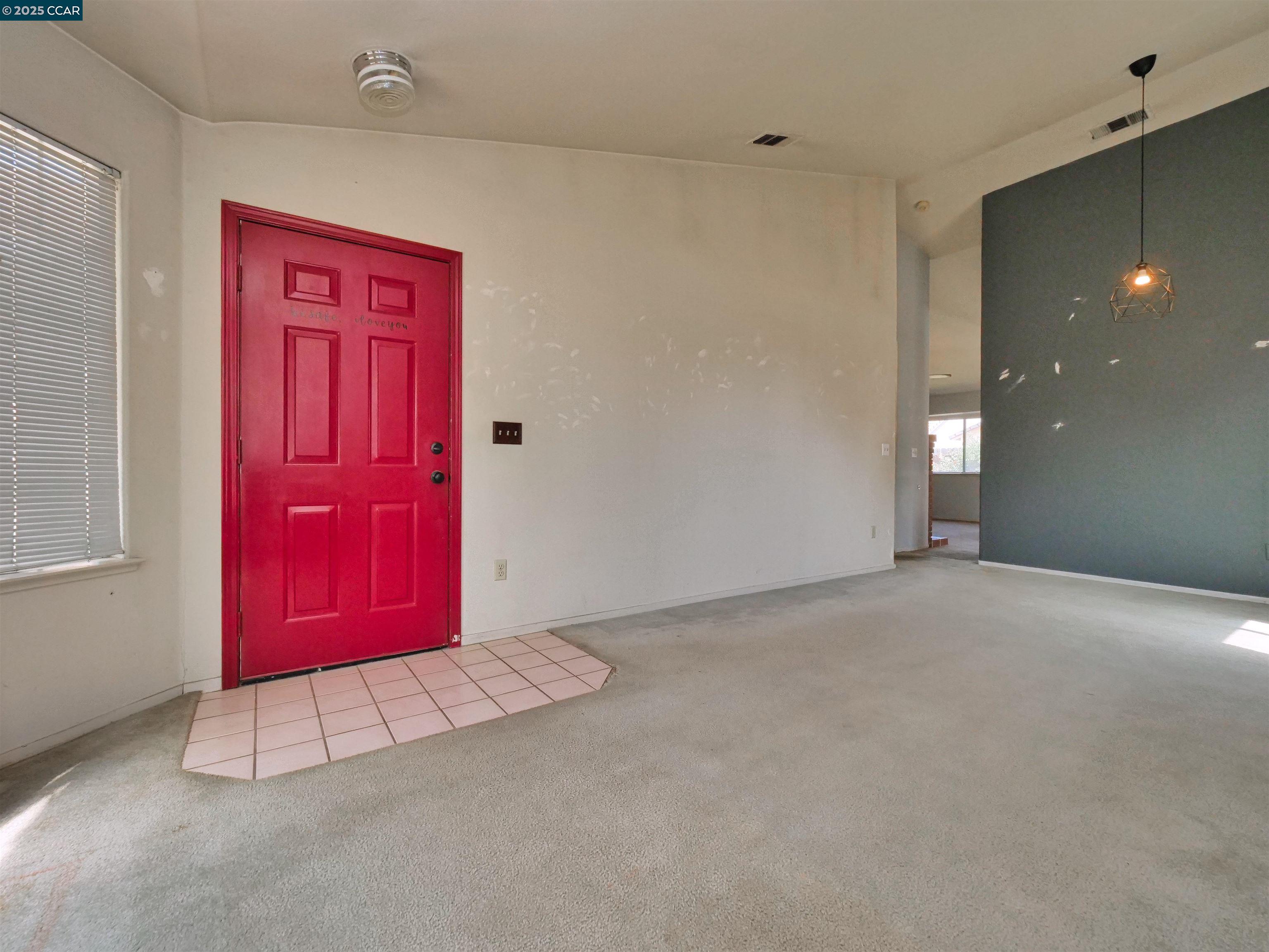 Detail Gallery Image 7 of 60 For 4301 Castle Cary Lane, Salida,  CA 95368 - 3 Beds | 2 Baths