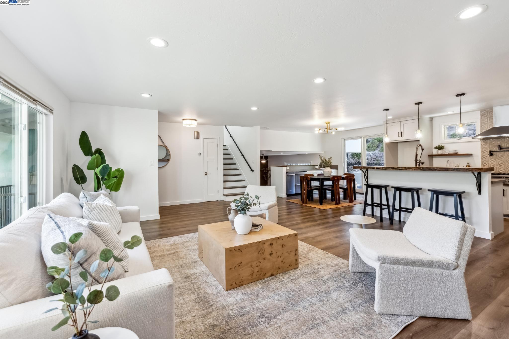 Detail Gallery Image 11 of 55 For 3134 Terry Ct, Castro Valley,  CA 94546 - 4 Beds | 2/1 Baths