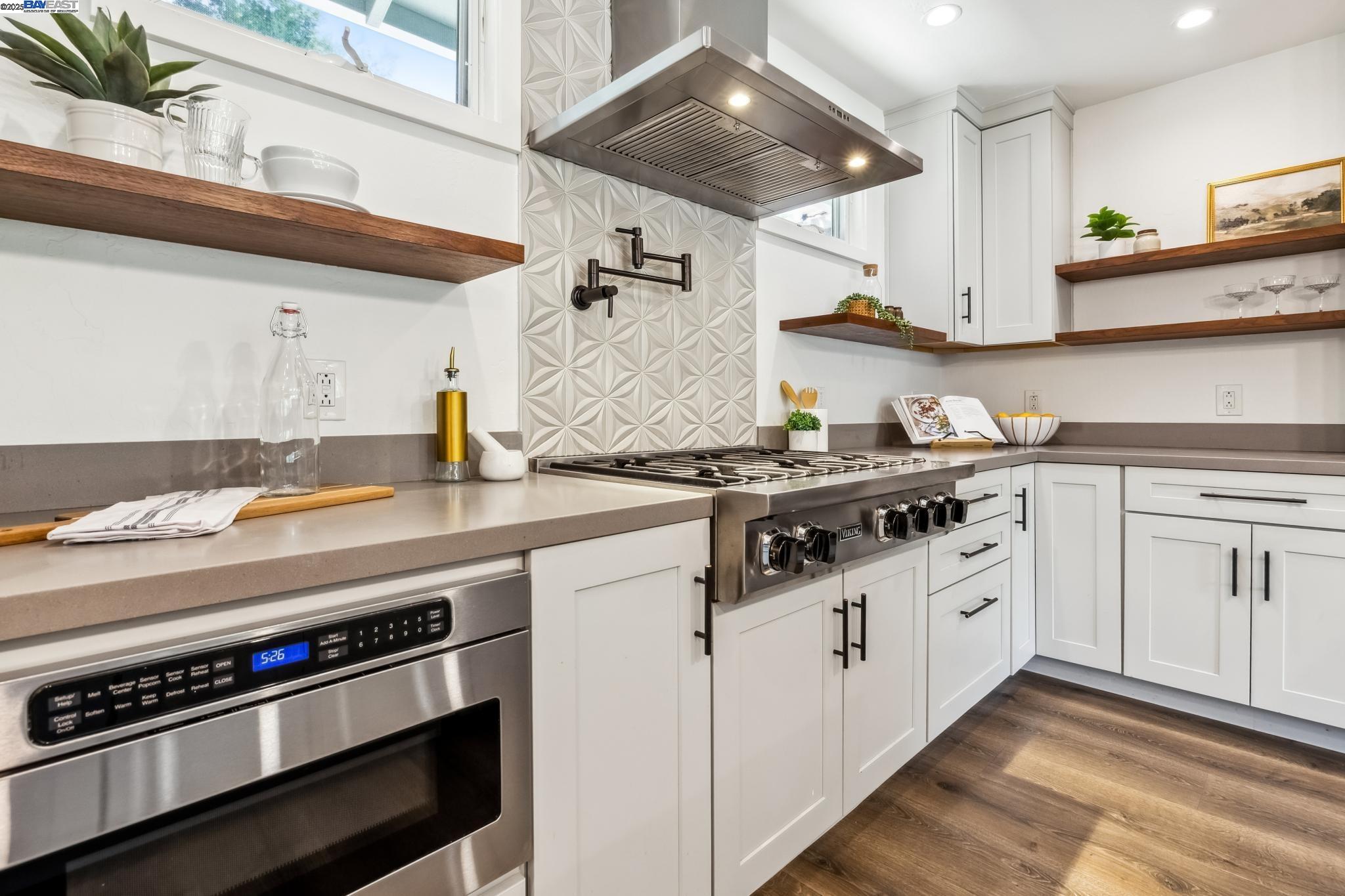 Detail Gallery Image 15 of 55 For 3134 Terry Ct, Castro Valley,  CA 94546 - 4 Beds | 2/1 Baths