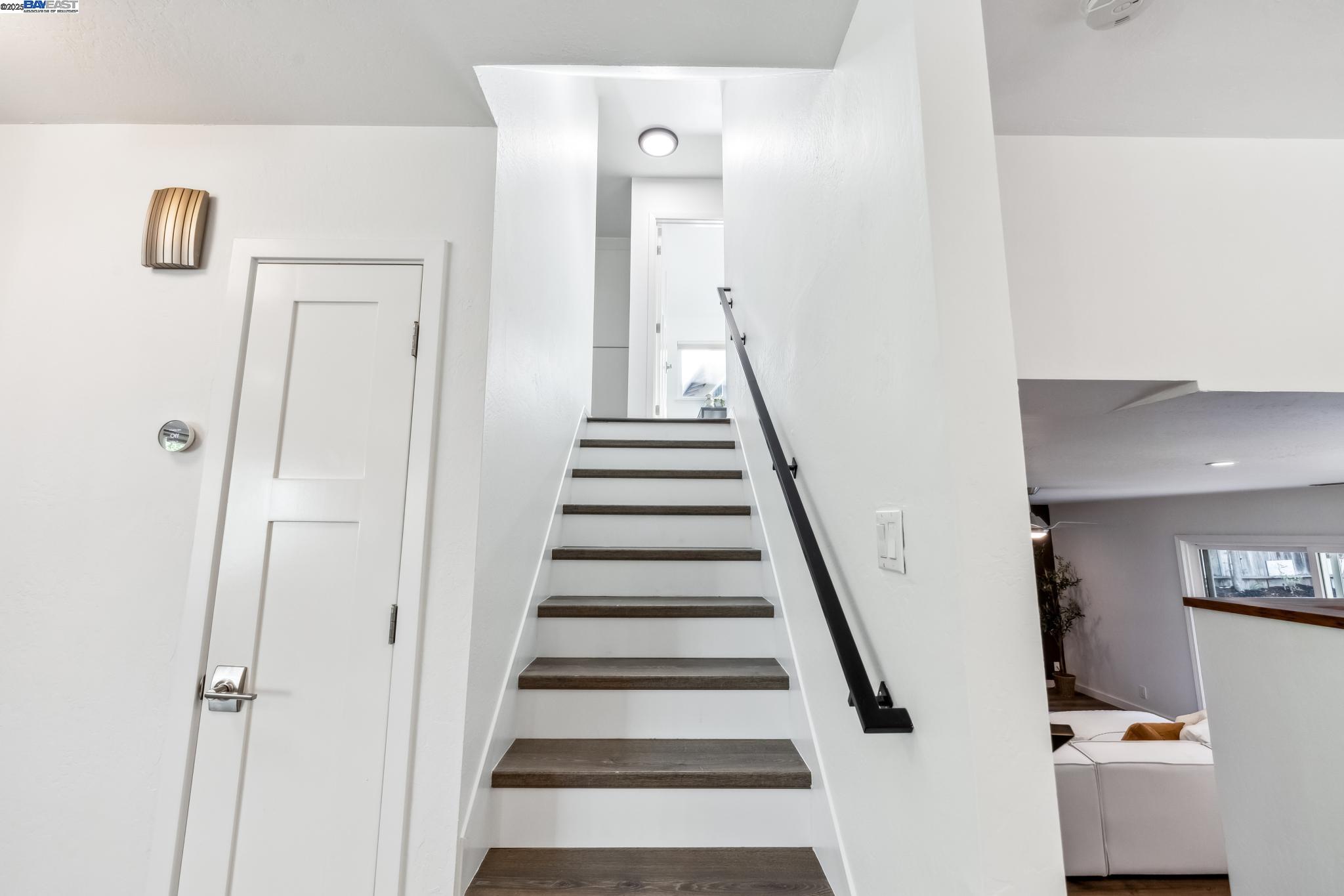 Detail Gallery Image 33 of 55 For 3134 Terry Ct, Castro Valley,  CA 94546 - 4 Beds | 2/1 Baths