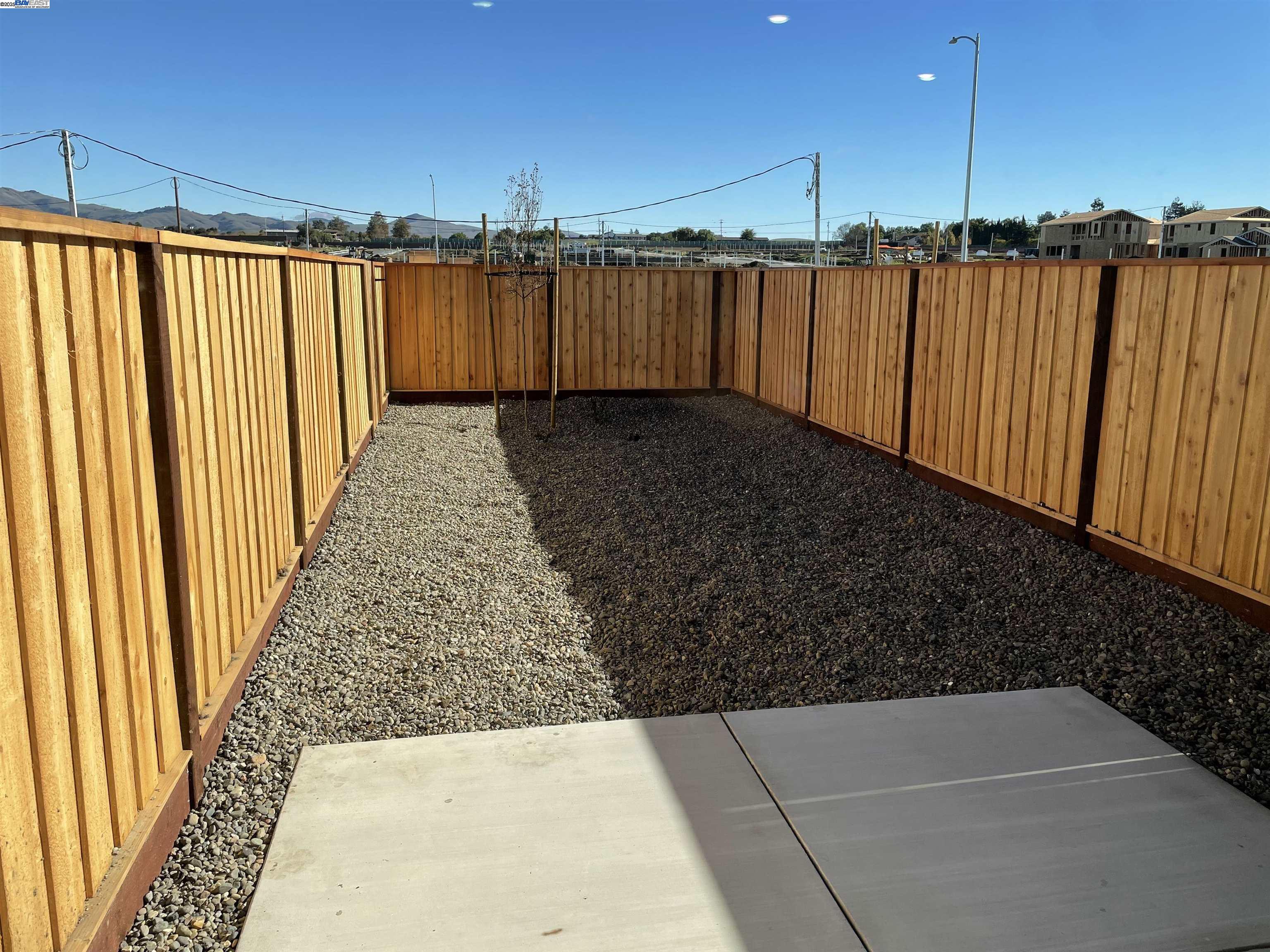 Detail Gallery Image 16 of 16 For 1800 Monroe Ct #1,  Hollister,  CA 95023 - 2 Beds | 2 Baths