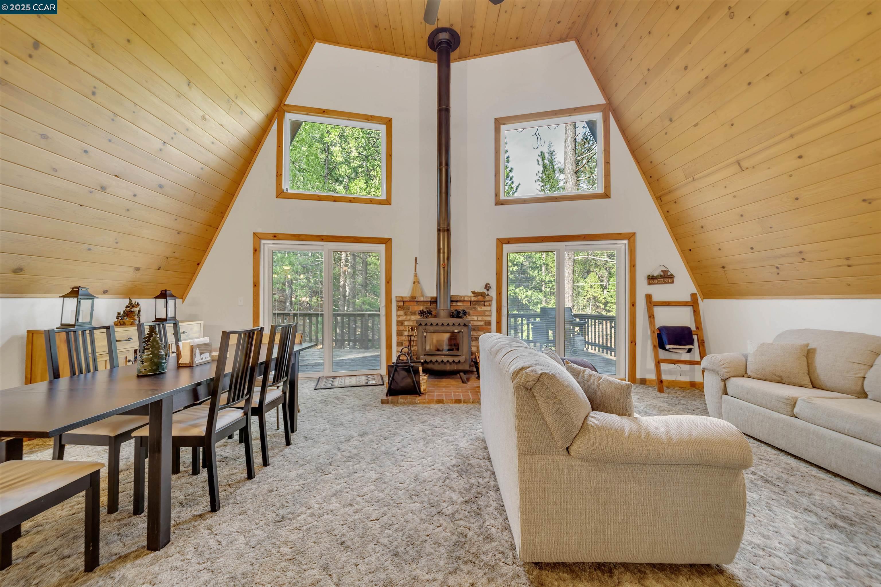 Detail Gallery Image 12 of 52 For 1492 Patricia Ln, Arnold,  CA 95223 - 3 Beds | 2 Baths