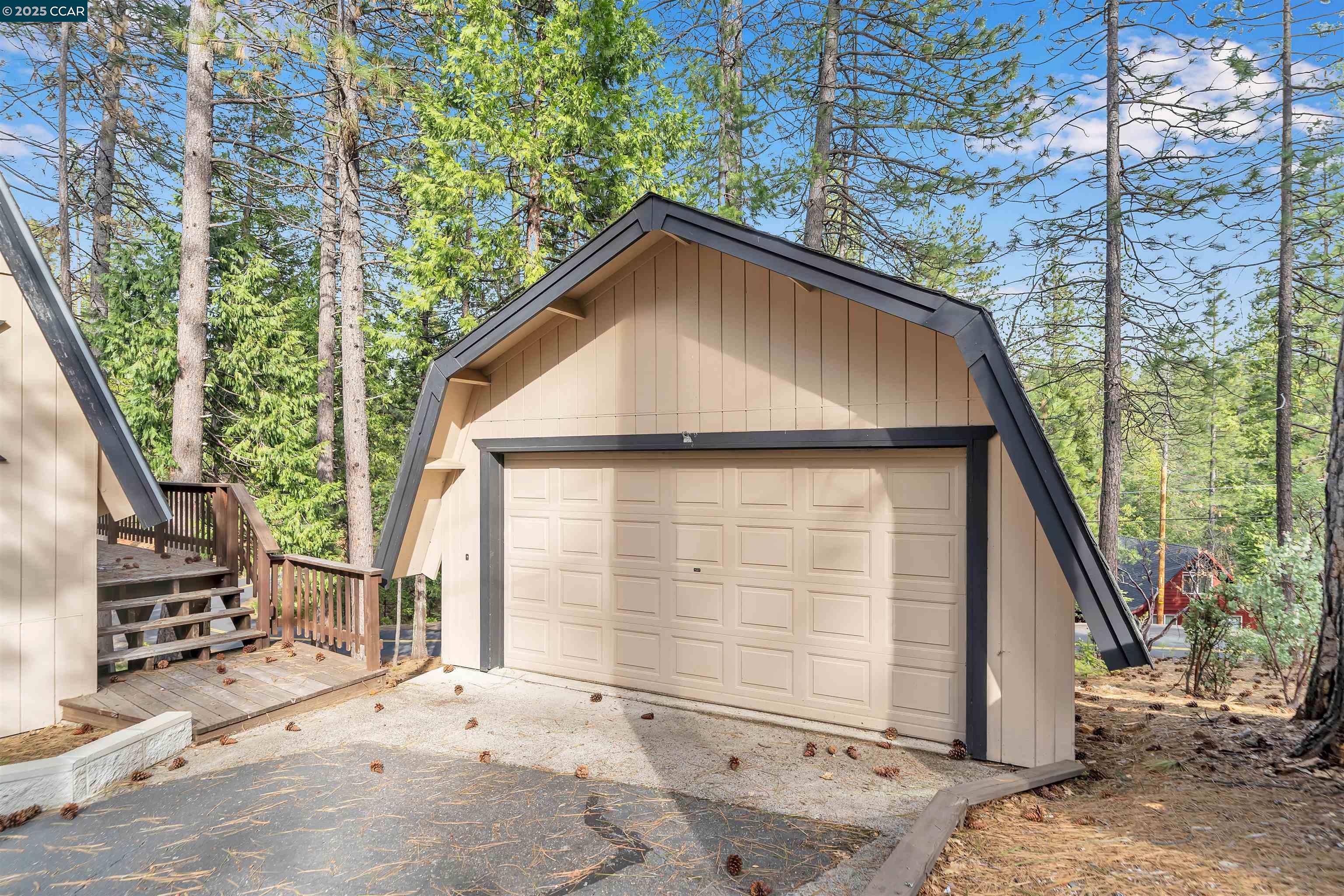 Detail Gallery Image 5 of 52 For 1492 Patricia Ln, Arnold,  CA 95223 - 3 Beds | 2 Baths