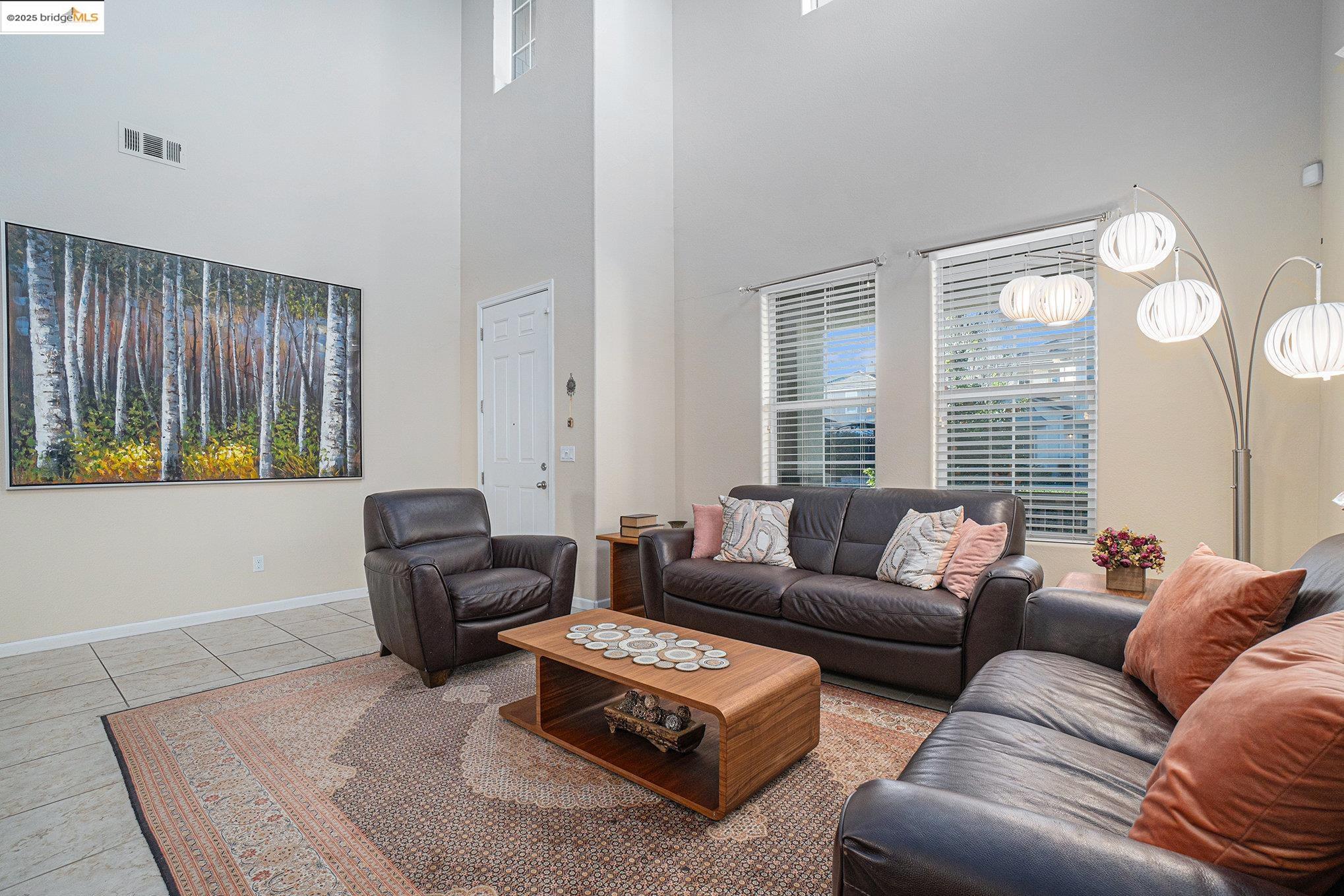 Detail Gallery Image 6 of 42 For 1174 Tropicana Ln, Brentwood,  CA 94513 - 5 Beds | 3 Baths