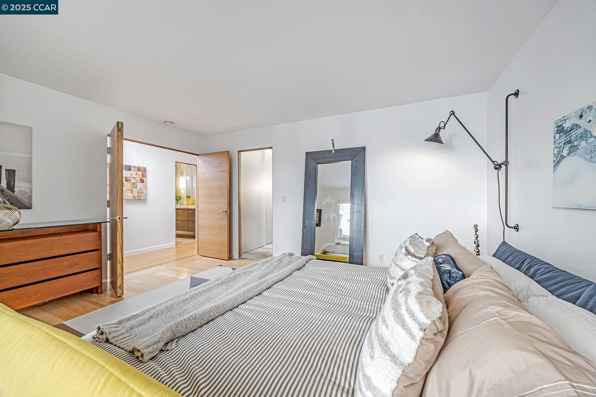 Detail Gallery Image 18 of 36 For 2280 Hastings Dr, Belmont,  CA 94002 - 3 Beds | 2 Baths