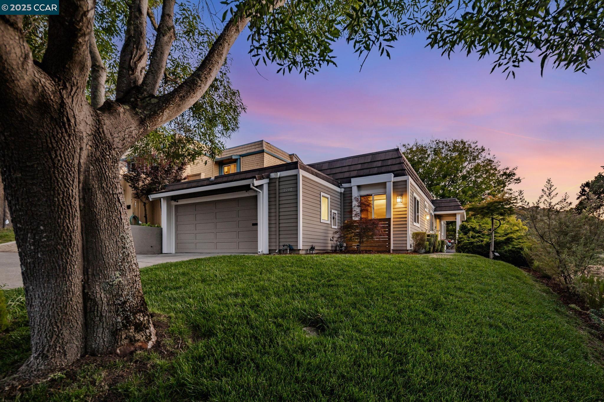 Detail Gallery Image 29 of 36 For 2280 Hastings Dr, Belmont,  CA 94002 - 3 Beds | 2 Baths