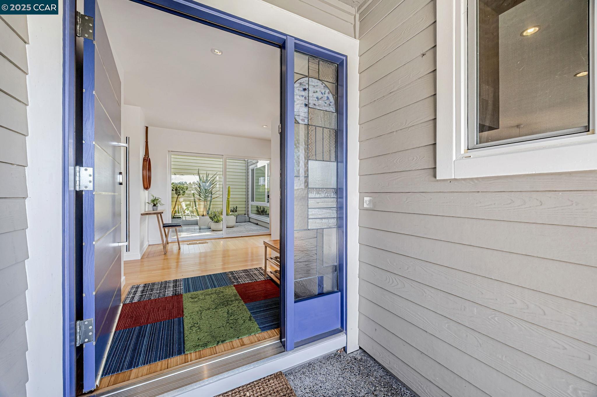 Detail Gallery Image 4 of 36 For 2280 Hastings Dr, Belmont,  CA 94002 - 3 Beds | 2 Baths