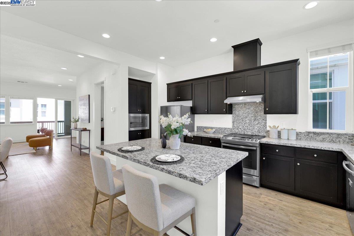 Detail Gallery Image 19 of 45 For 37437 Bay Crest Road, Newark,  CA 94560 - 4 Beds | 3/1 Baths
