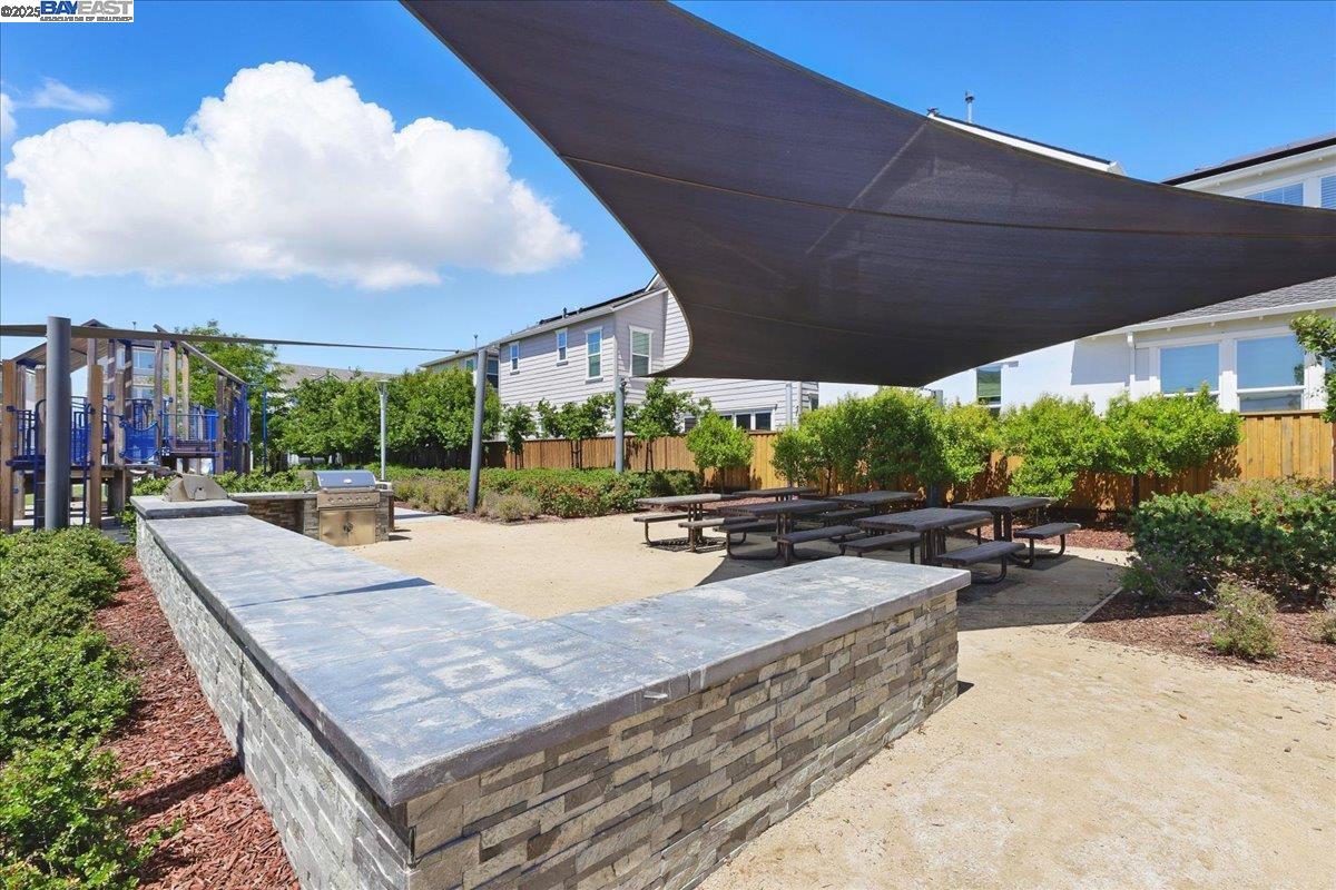 Detail Gallery Image 41 of 45 For 37437 Bay Crest Road, Newark,  CA 94560 - 4 Beds | 3/1 Baths