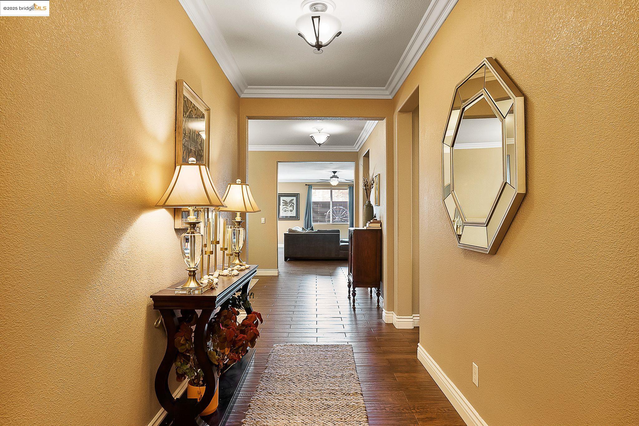 Detail Gallery Image 11 of 45 For 1525 Sycamore Dr, Oakley,  CA 94561 - 4 Beds | 2 Baths