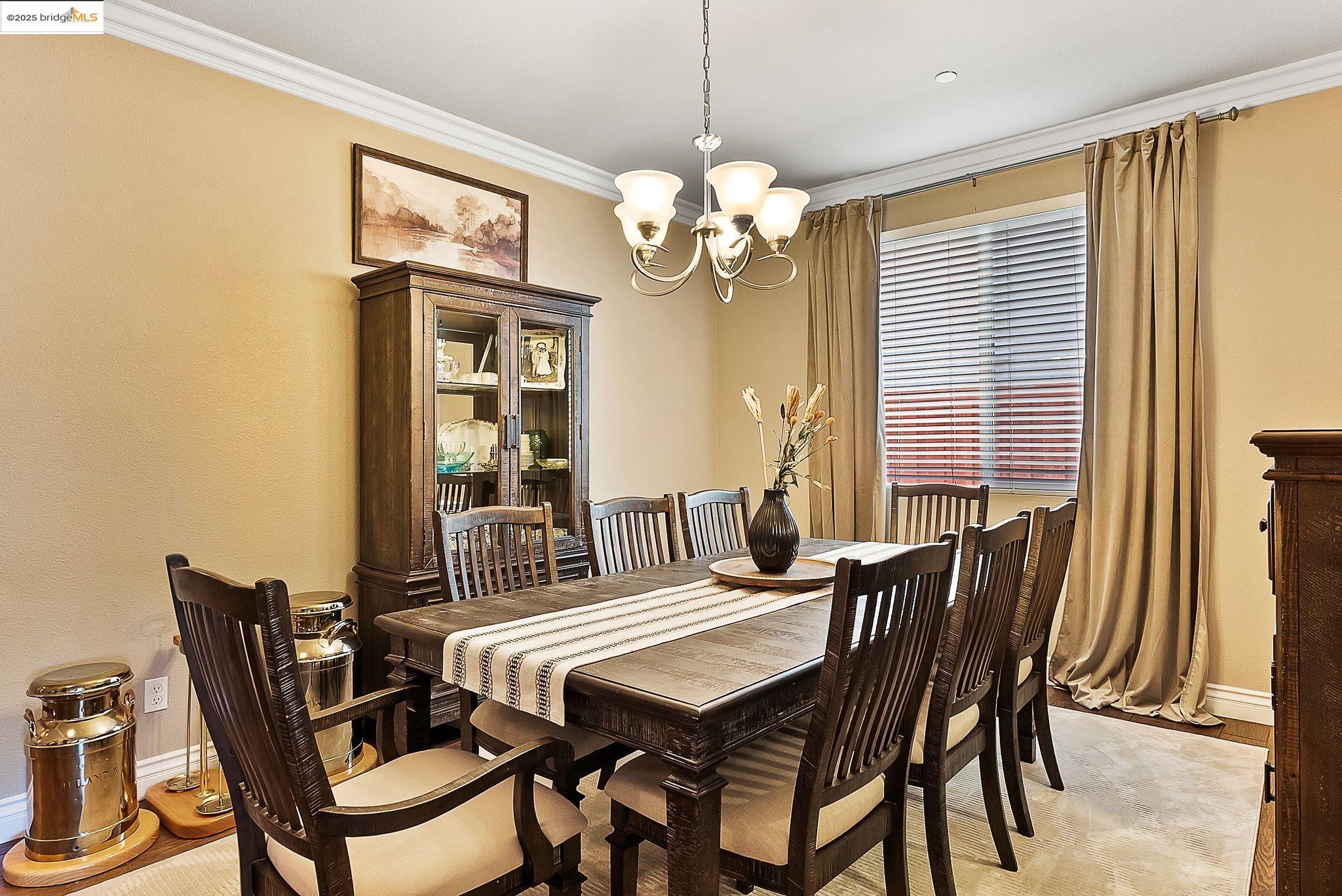 Detail Gallery Image 15 of 45 For 1525 Sycamore Dr, Oakley,  CA 94561 - 4 Beds | 2 Baths