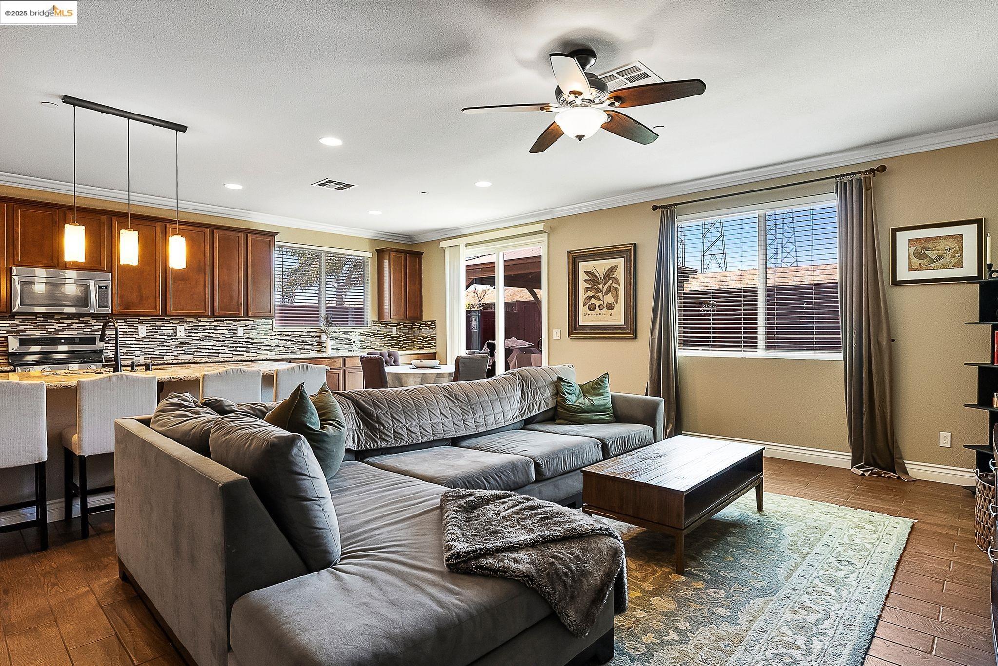 Detail Gallery Image 20 of 45 For 1525 Sycamore Dr, Oakley,  CA 94561 - 4 Beds | 2 Baths