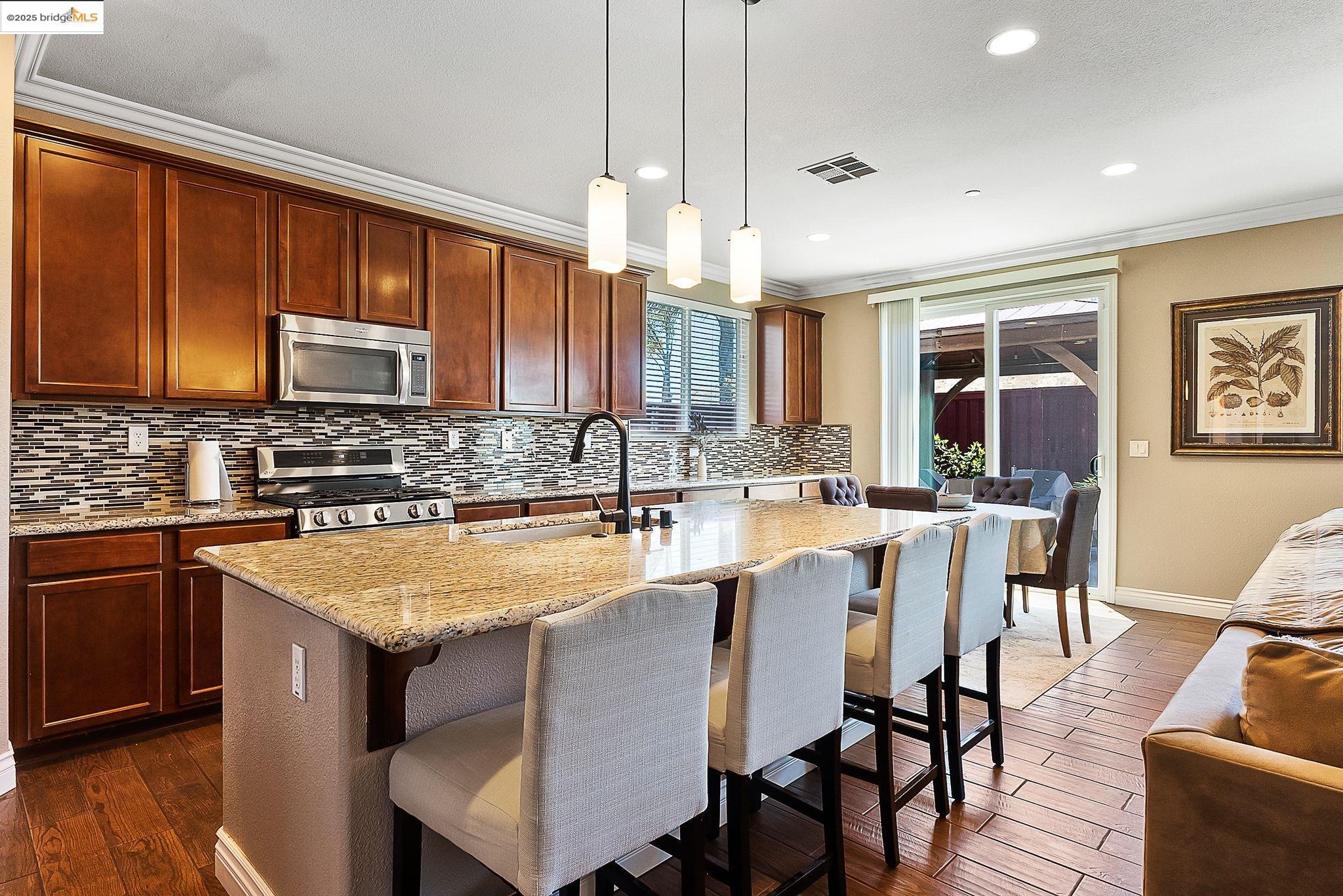 Detail Gallery Image 21 of 45 For 1525 Sycamore Dr, Oakley,  CA 94561 - 4 Beds | 2 Baths