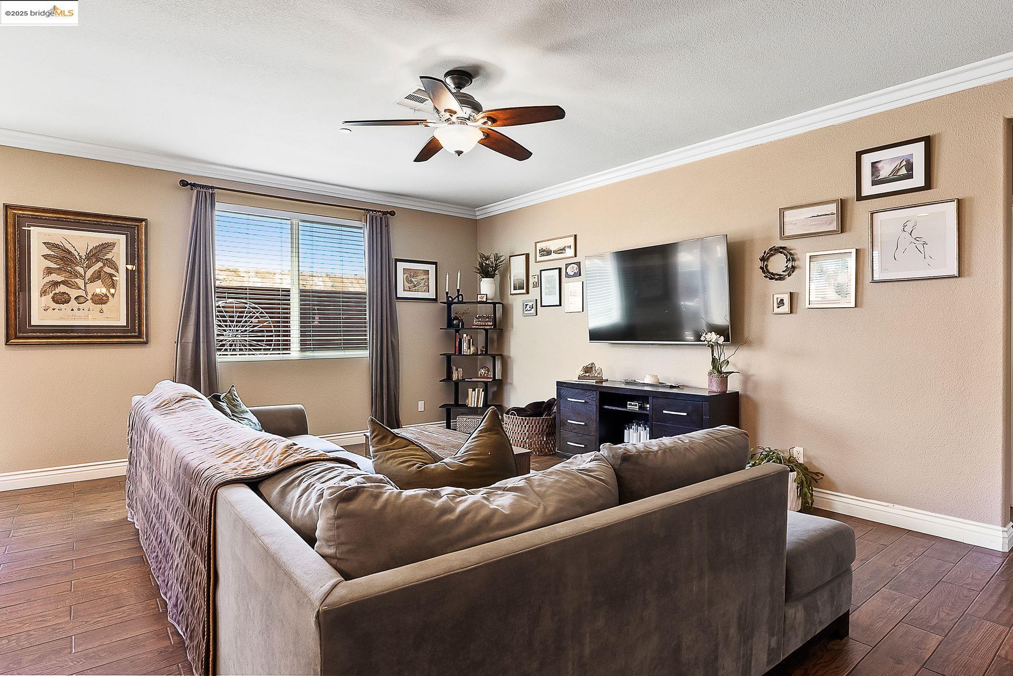 Detail Gallery Image 22 of 45 For 1525 Sycamore Dr, Oakley,  CA 94561 - 4 Beds | 2 Baths