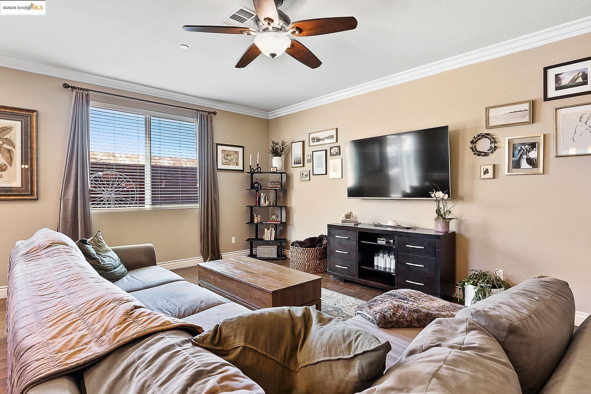 Detail Gallery Image 23 of 45 For 1525 Sycamore Dr, Oakley,  CA 94561 - 4 Beds | 2 Baths