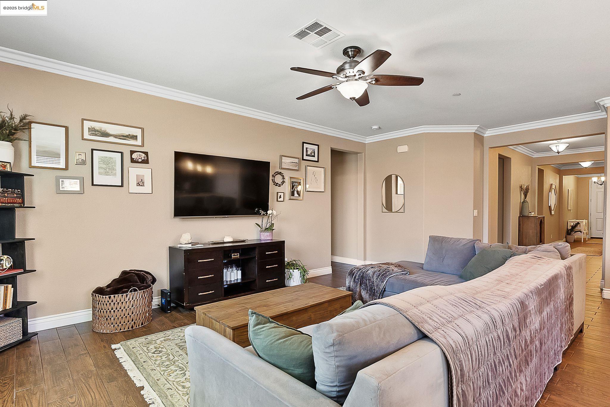 Detail Gallery Image 24 of 45 For 1525 Sycamore Dr, Oakley,  CA 94561 - 4 Beds | 2 Baths