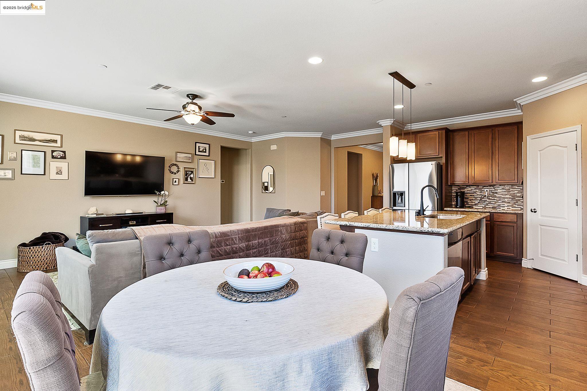 Detail Gallery Image 27 of 45 For 1525 Sycamore Dr, Oakley,  CA 94561 - 4 Beds | 2 Baths