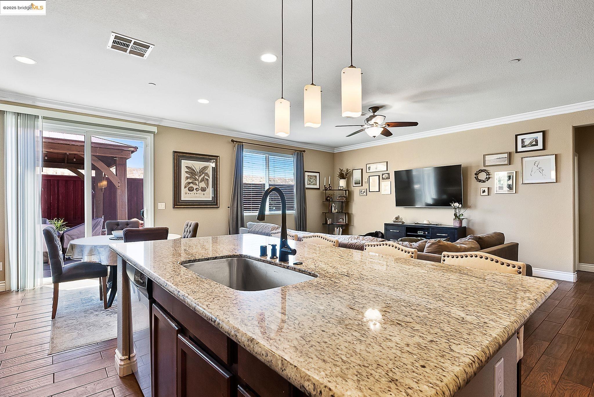 Detail Gallery Image 30 of 45 For 1525 Sycamore Dr, Oakley,  CA 94561 - 4 Beds | 2 Baths