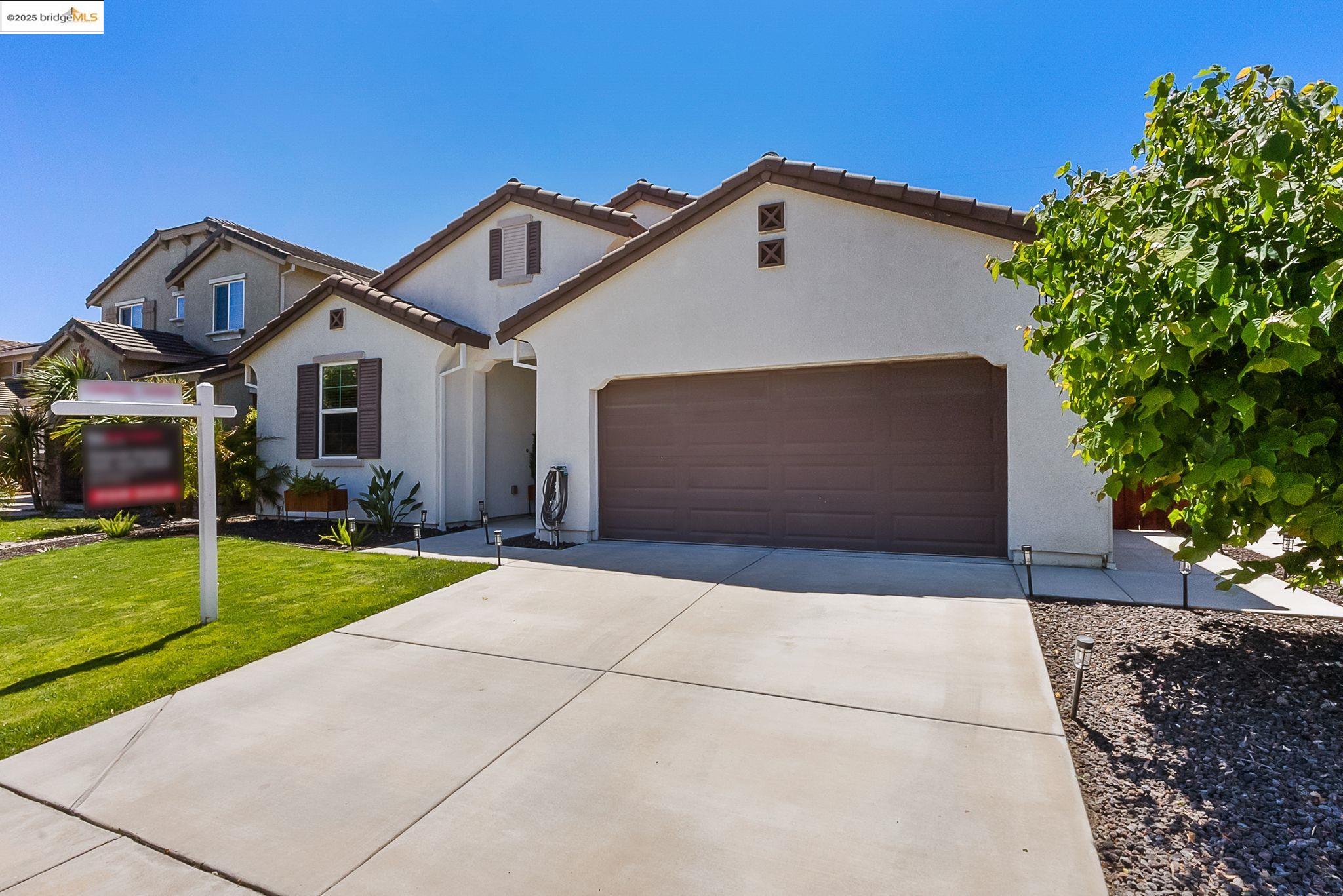 Detail Gallery Image 5 of 45 For 1525 Sycamore Dr, Oakley,  CA 94561 - 4 Beds | 2 Baths