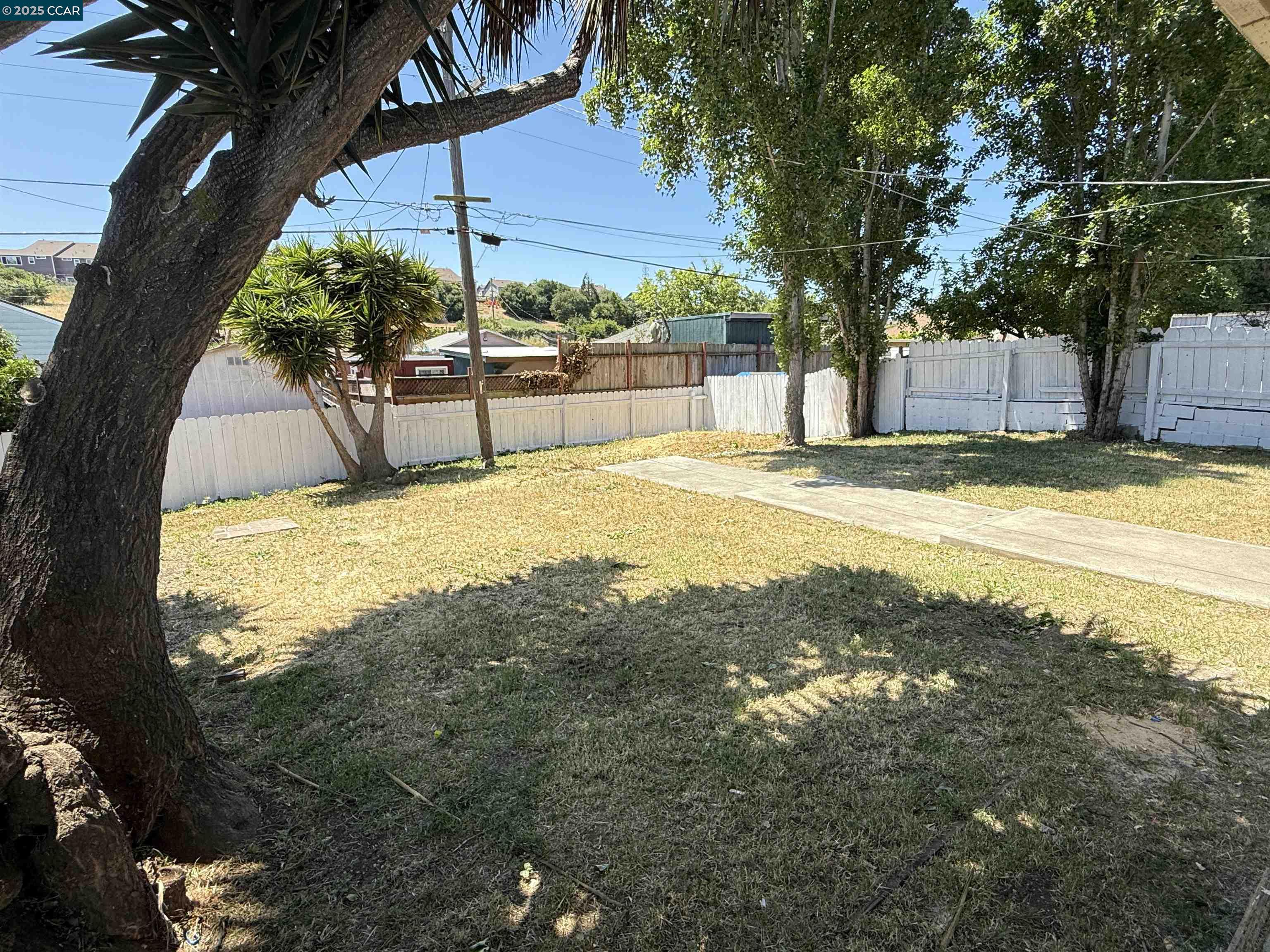 Detail Gallery Image 13 of 15 For 457 La Jolla St, Vallejo,  CA 94591 - 3 Beds | 1 Baths
