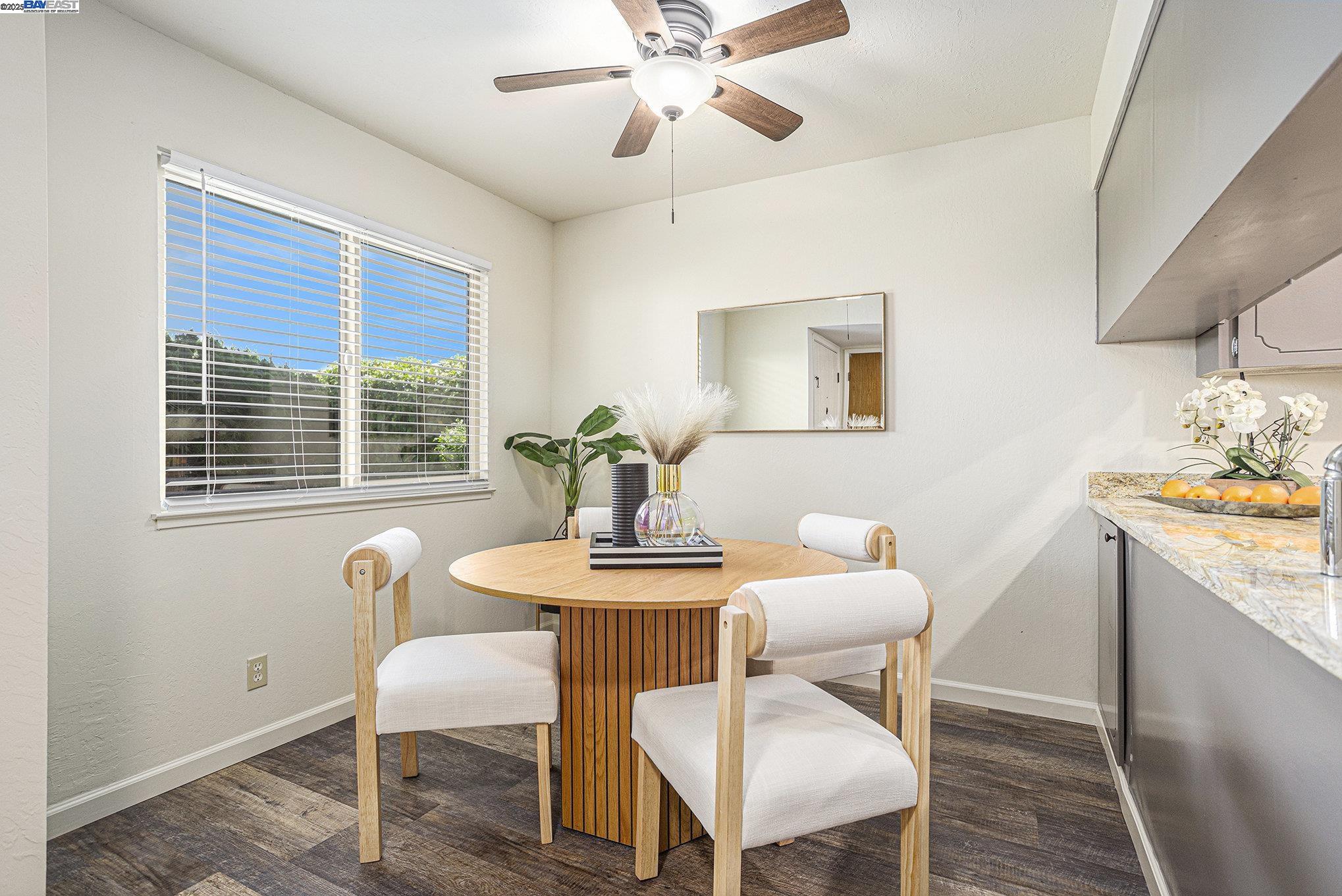 Detail Gallery Image 12 of 28 For 14725 Doolittle Dr, San Leandro,  CA 94577 - 3 Beds | 2 Baths