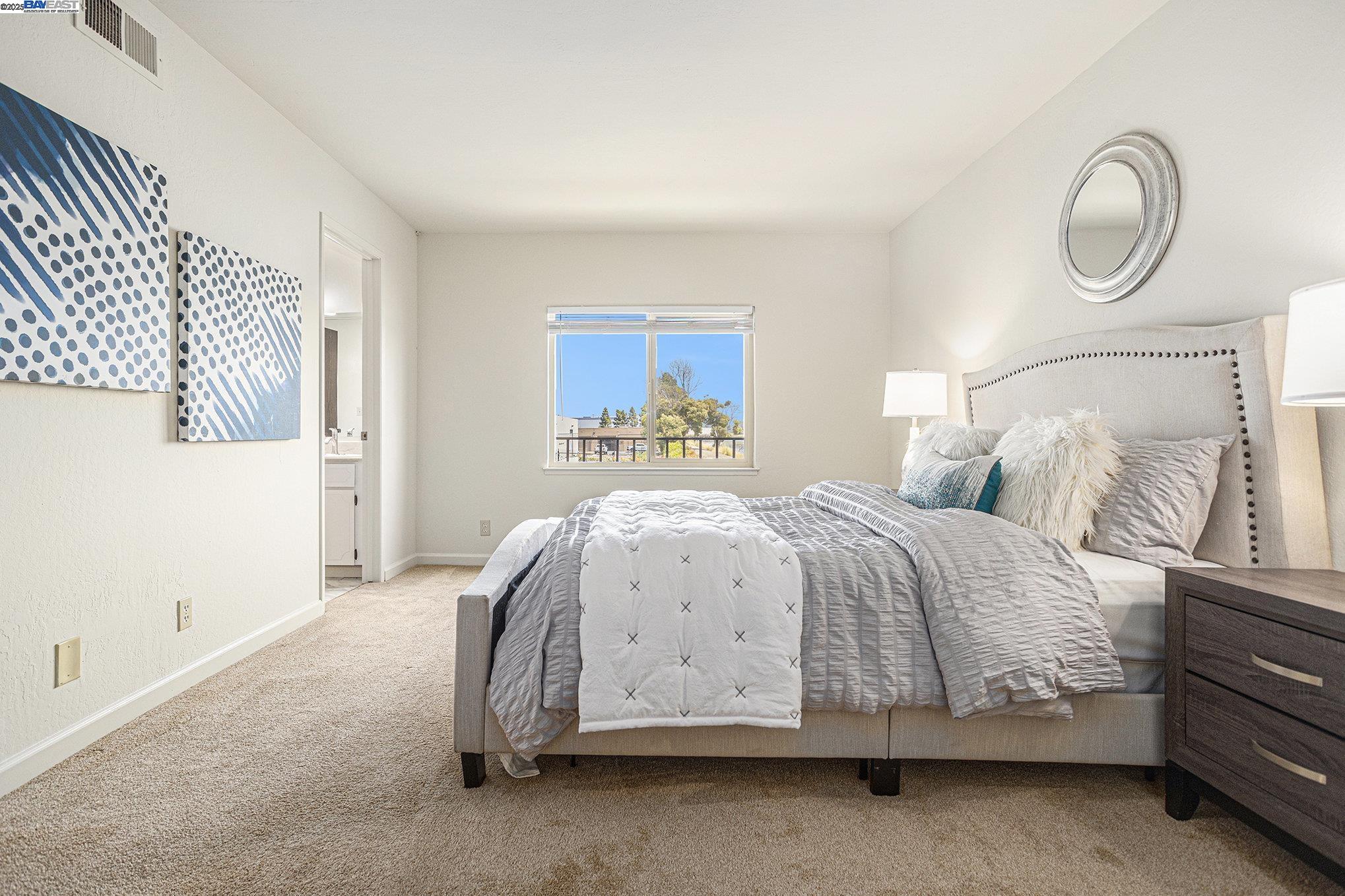 Detail Gallery Image 17 of 28 For 14725 Doolittle Dr, San Leandro,  CA 94577 - 3 Beds | 2 Baths