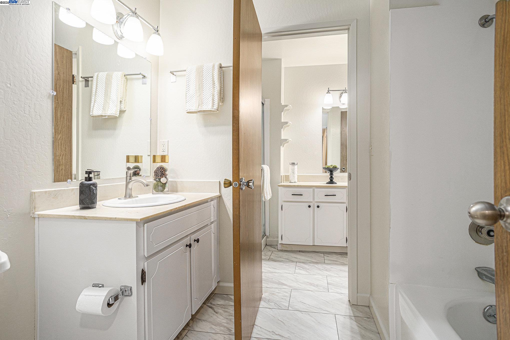 Detail Gallery Image 22 of 28 For 14725 Doolittle Dr, San Leandro,  CA 94577 - 3 Beds | 2 Baths