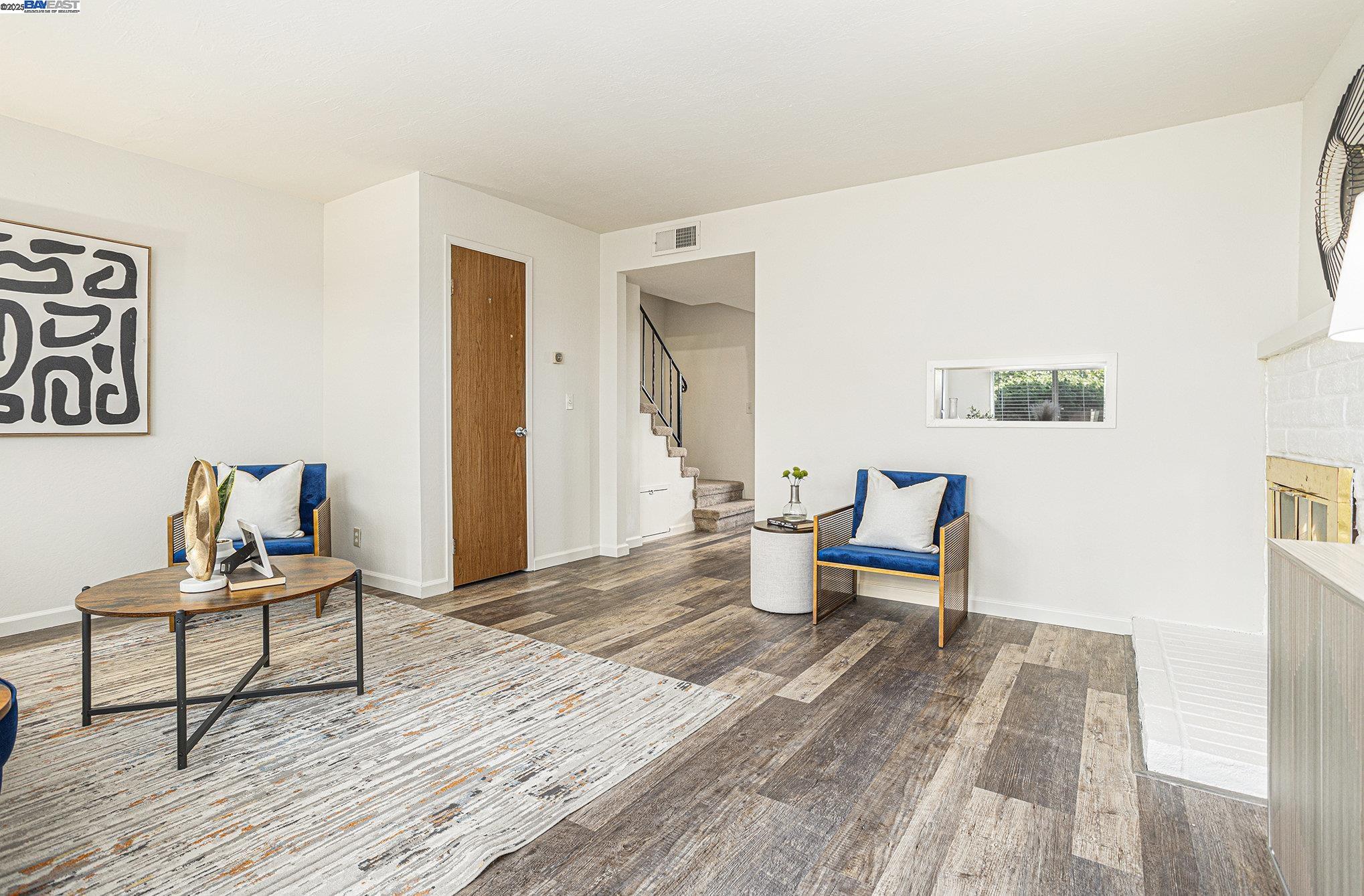 Detail Gallery Image 6 of 28 For 14725 Doolittle Dr, San Leandro,  CA 94577 - 3 Beds | 2 Baths
