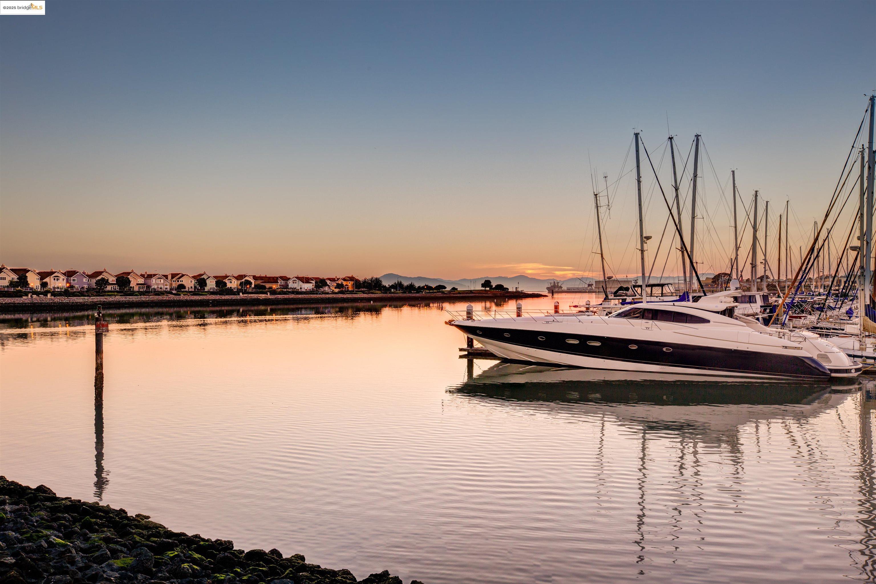 Detail Gallery Image 53 of 60 For 164 Schooner Ct, Richmond,  CA 94804 - 2 Beds | 2 Baths