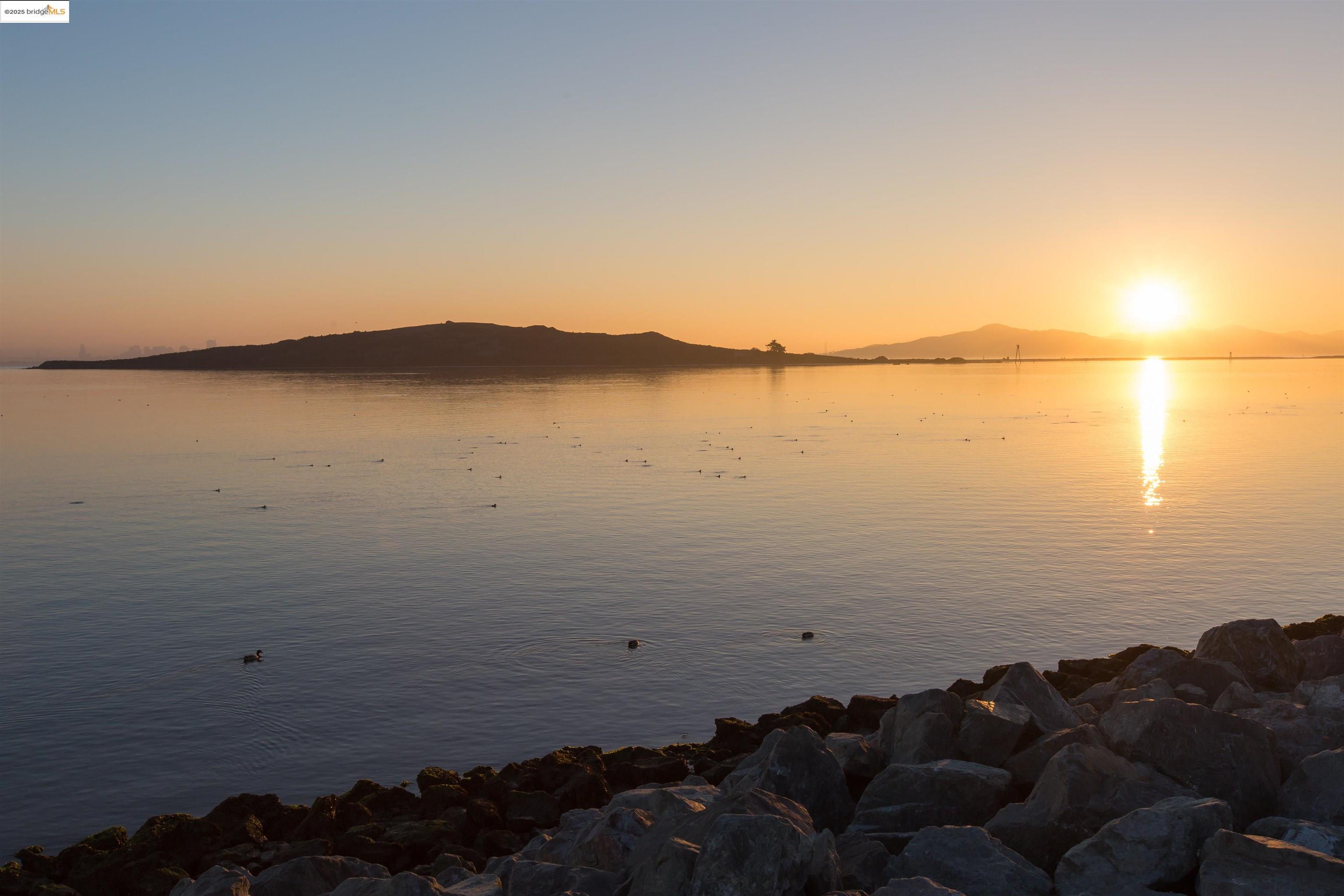 Detail Gallery Image 55 of 60 For 164 Schooner Ct, Richmond,  CA 94804 - 2 Beds | 2 Baths