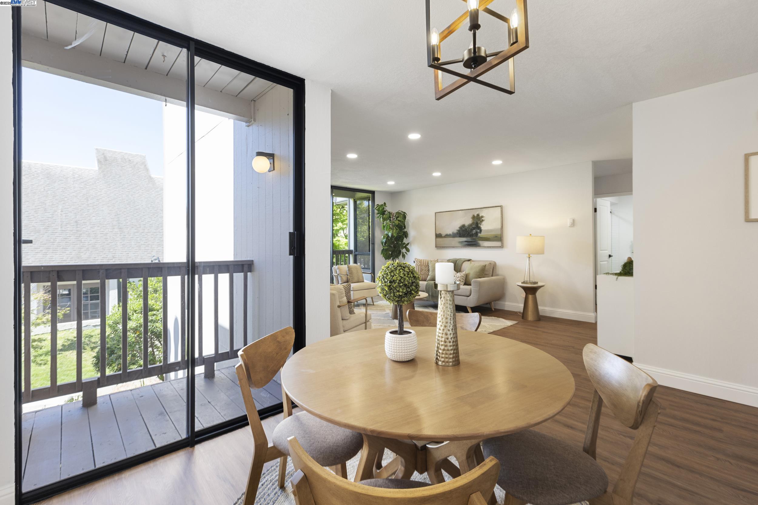 Detail Gallery Image 13 of 56 For 2101 Shoreline Dr #249,  Alameda,  CA 94501 - 2 Beds | 2 Baths