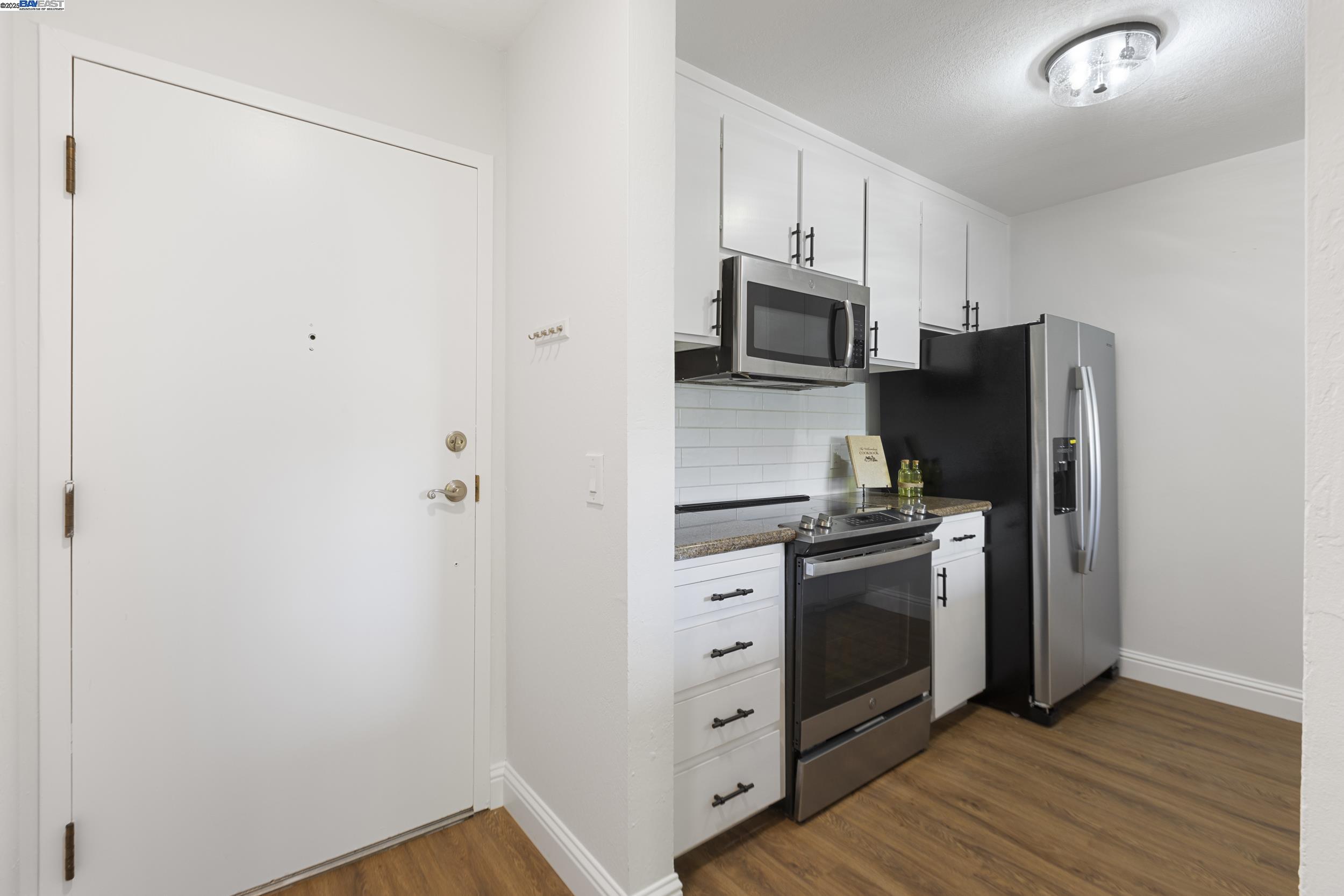 Detail Gallery Image 6 of 56 For 2101 Shoreline Dr #249,  Alameda,  CA 94501 - 2 Beds | 2 Baths