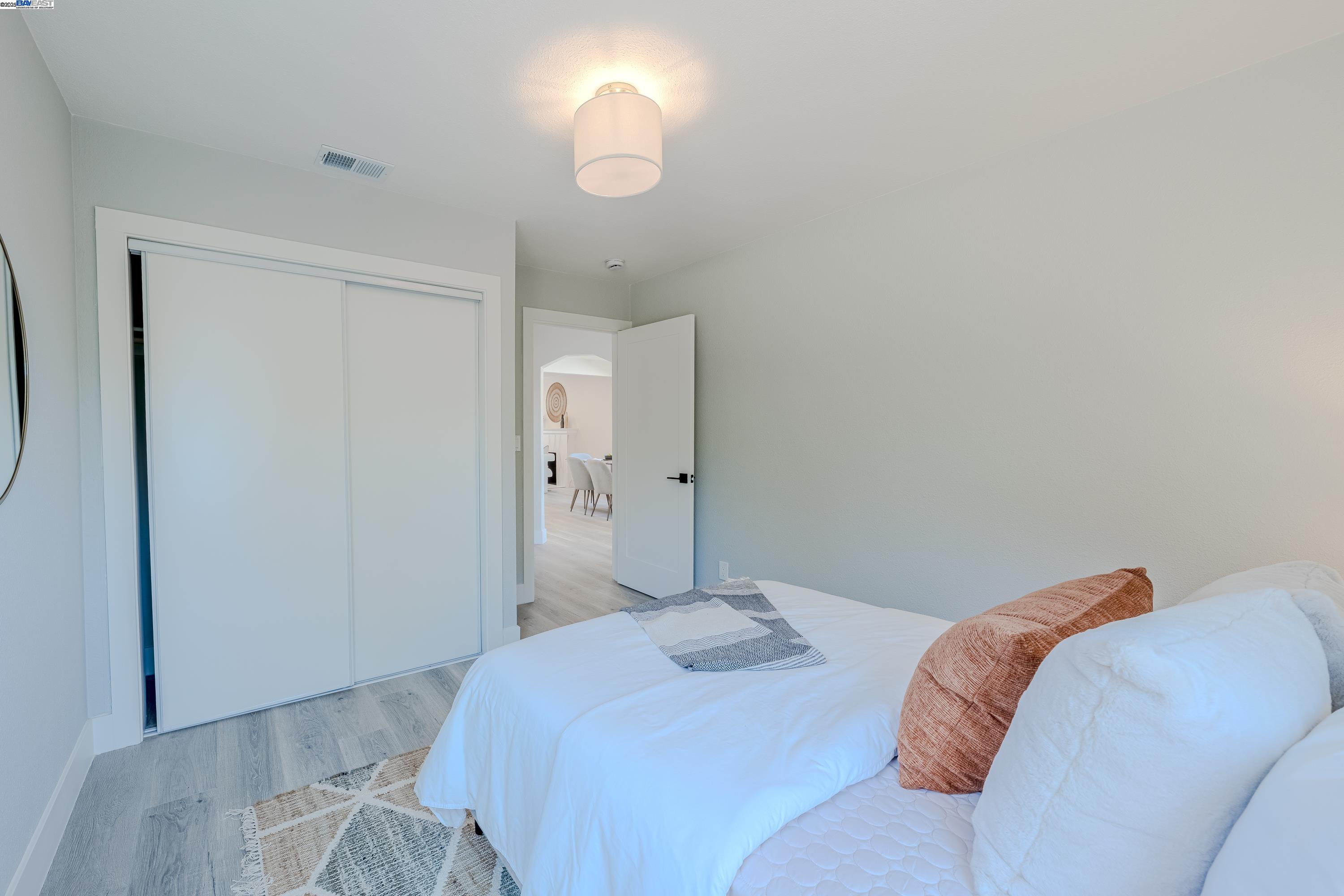 Detail Gallery Image 25 of 32 For 10007 Burr St, Oakland,  CA 94605 - 2 Beds | 1 Baths