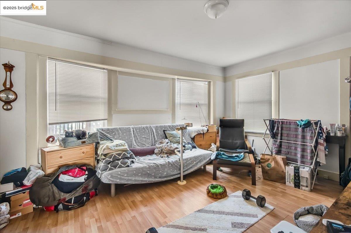 Detail Gallery Image 11 of 17 For 1827 Berkeley Way, Berkeley,  CA 94703 - – Beds | – Baths