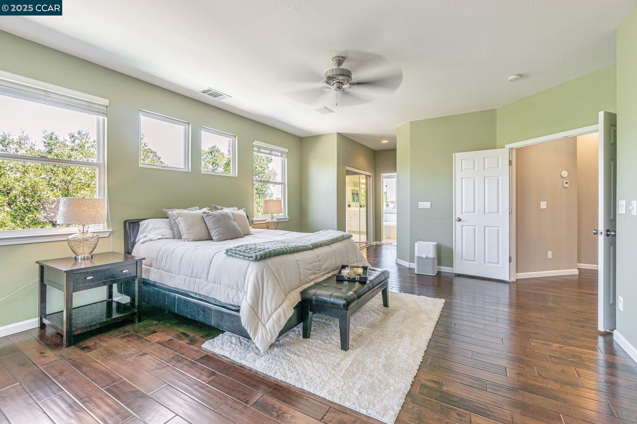 Detail Gallery Image 24 of 56 For 1039 Rolling Woods Way, Concord,  CA 94521 - 4 Beds | 3/1 Baths