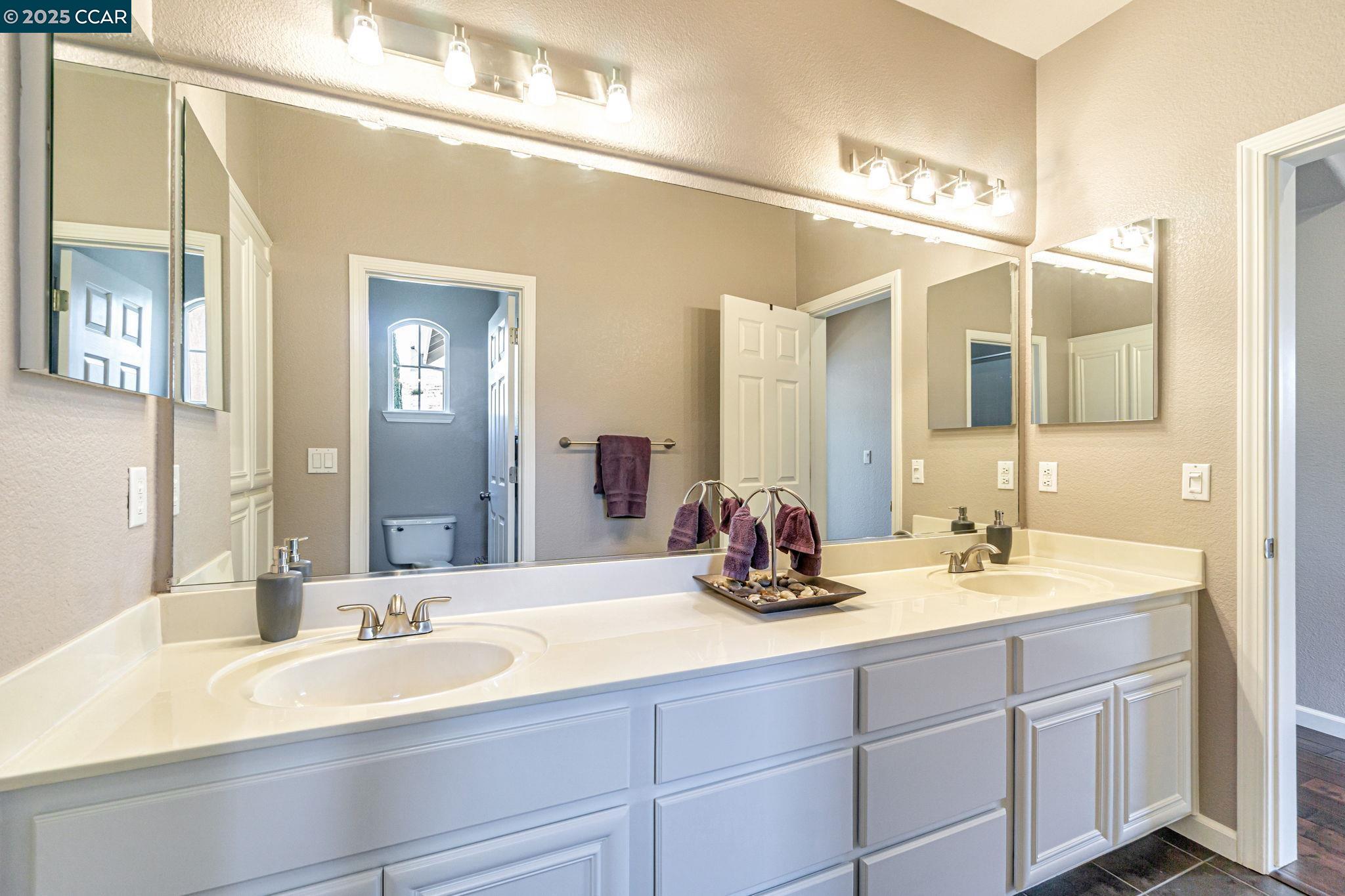 Detail Gallery Image 40 of 56 For 1039 Rolling Woods Way, Concord,  CA 94521 - 4 Beds | 3/1 Baths