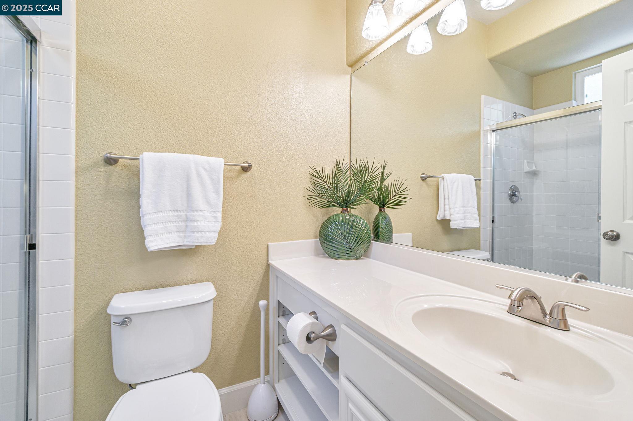 Detail Gallery Image 44 of 56 For 1039 Rolling Woods Way, Concord,  CA 94521 - 4 Beds | 3/1 Baths
