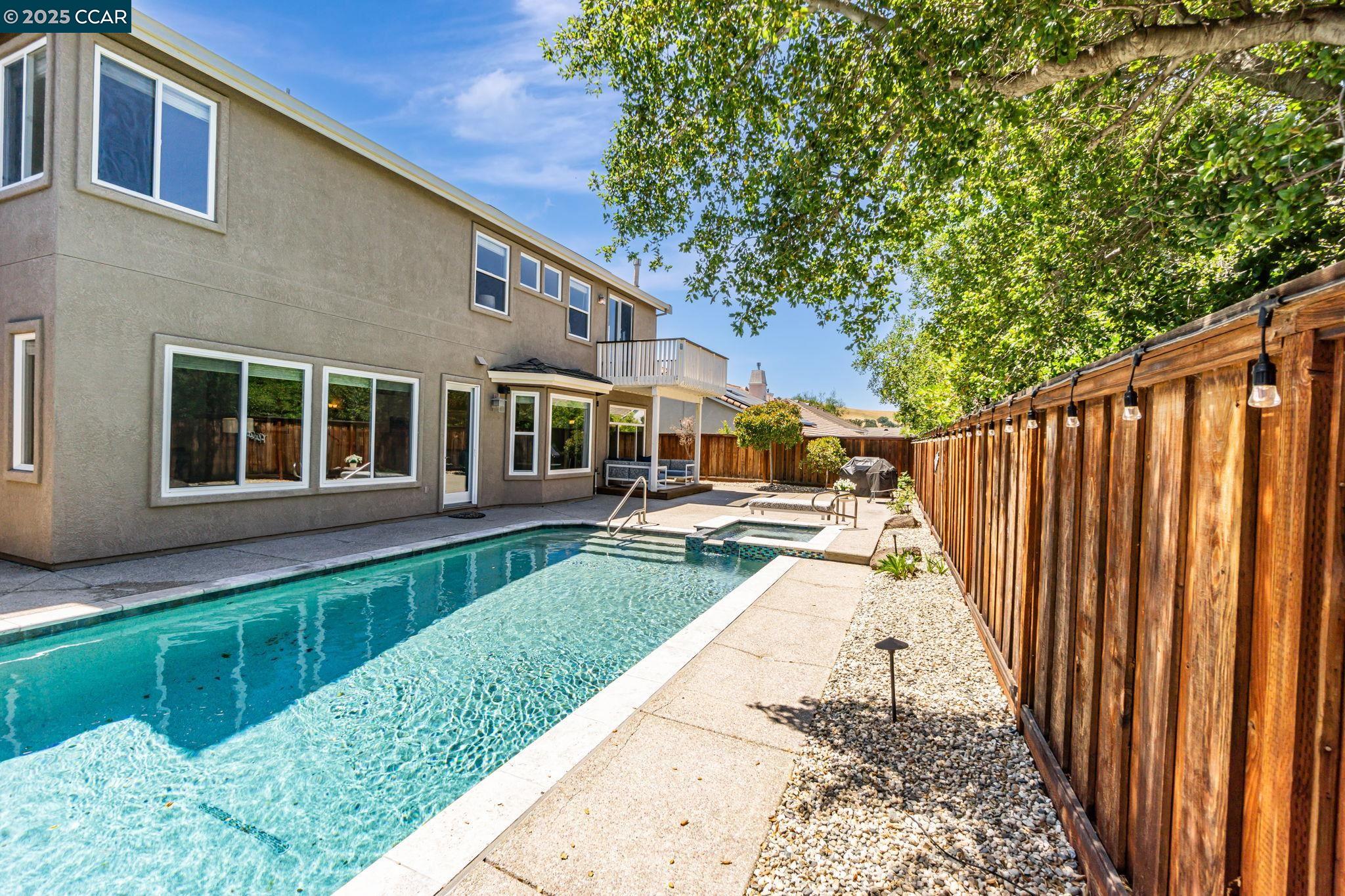 Detail Gallery Image 49 of 56 For 1039 Rolling Woods Way, Concord,  CA 94521 - 4 Beds | 3/1 Baths