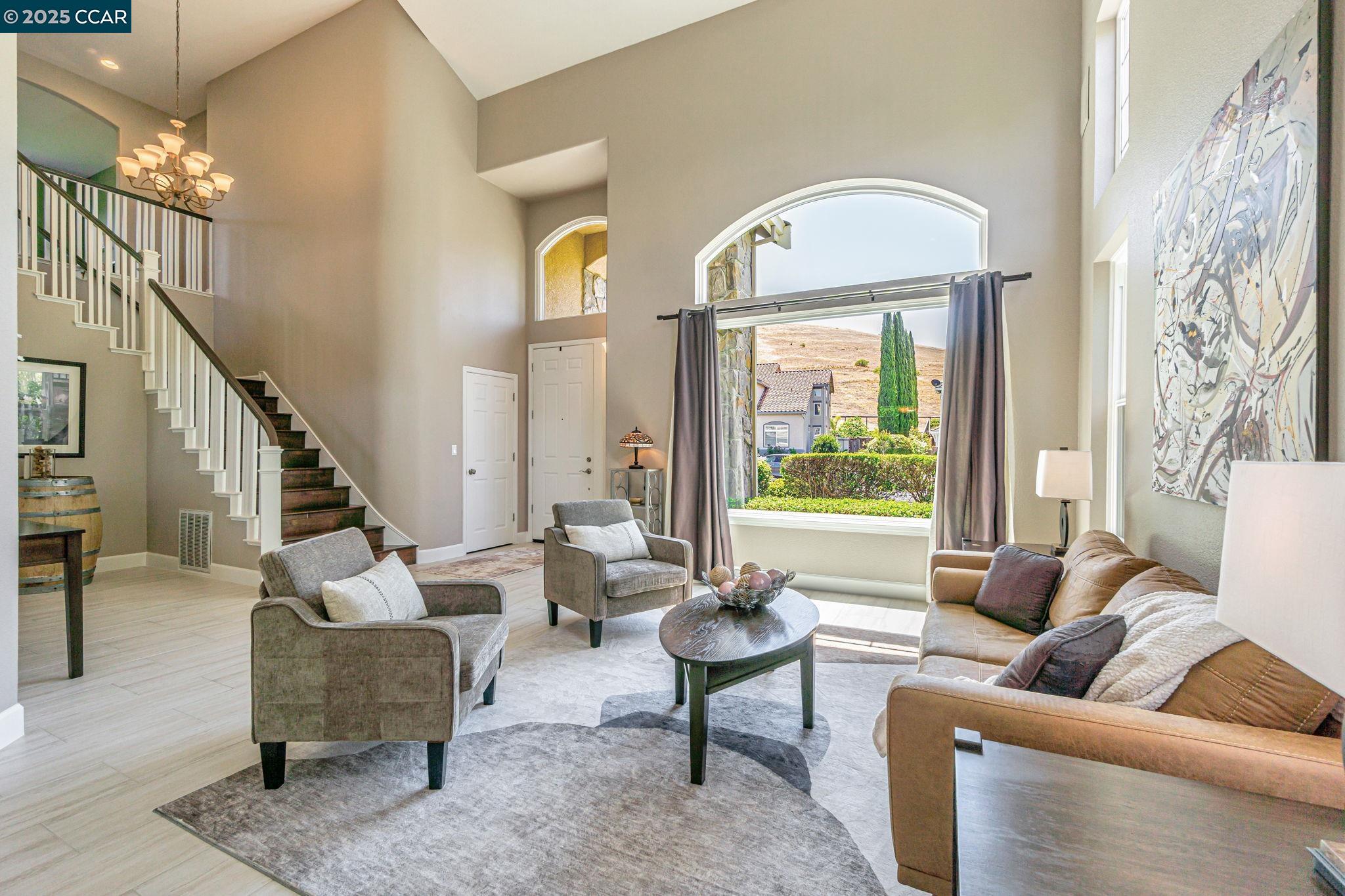 Detail Gallery Image 6 of 56 For 1039 Rolling Woods Way, Concord,  CA 94521 - 4 Beds | 3/1 Baths
