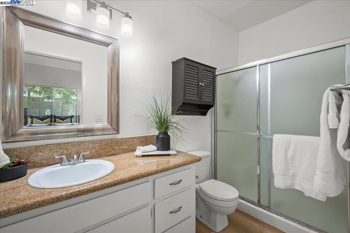 Detail Gallery Image 12 of 17 For 37462 Parish Cir, Fremont,  CA 94536 - 2 Beds | 2 Baths