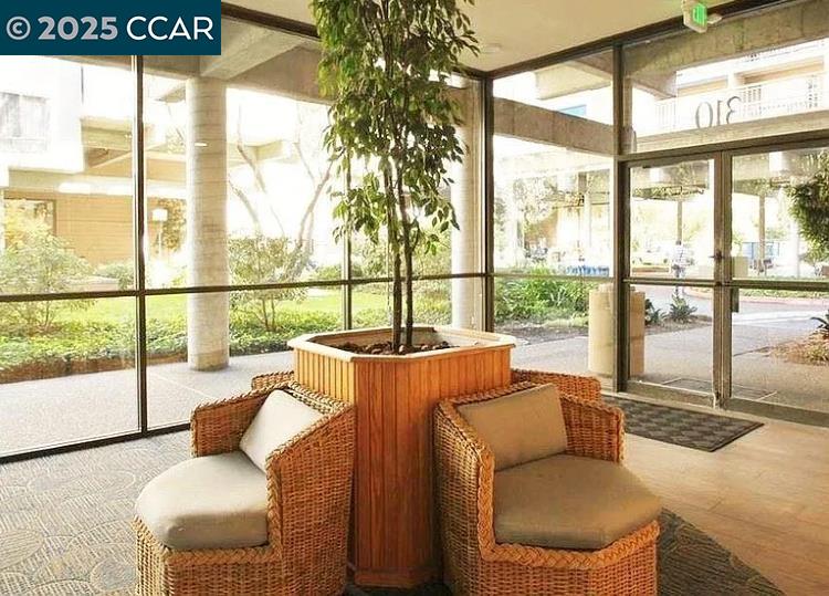 Detail Gallery Image 26 of 35 For 310 N Civic Drive #504,  Walnut Creek,  CA 94596 - 1 Beds | 1 Baths