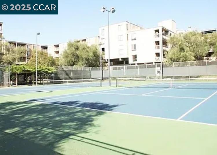 Detail Gallery Image 30 of 35 For 310 N Civic Drive #504,  Walnut Creek,  CA 94596 - 1 Beds | 1 Baths