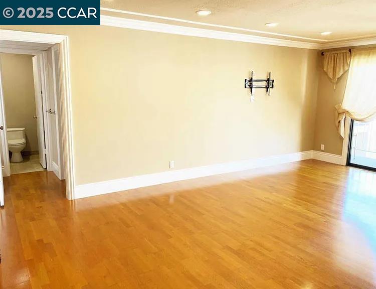 Detail Gallery Image 6 of 35 For 310 N Civic Drive #504,  Walnut Creek,  CA 94596 - 1 Beds | 1 Baths