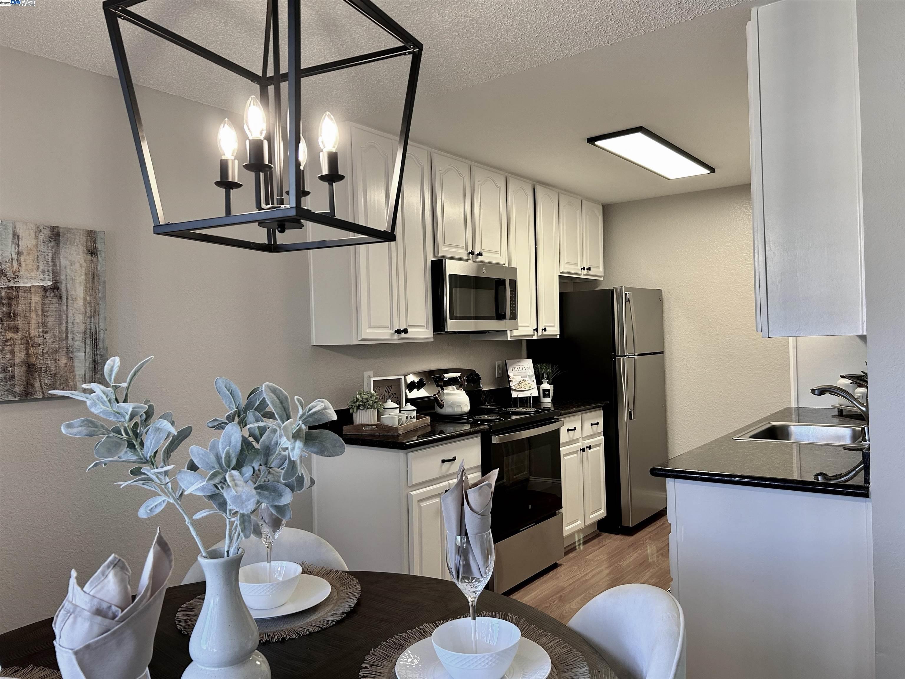 Detail Gallery Image 1 of 23 For 900 Cambridge Dr #26,  Benicia,  CA 94510 - 2 Beds | 1 Baths