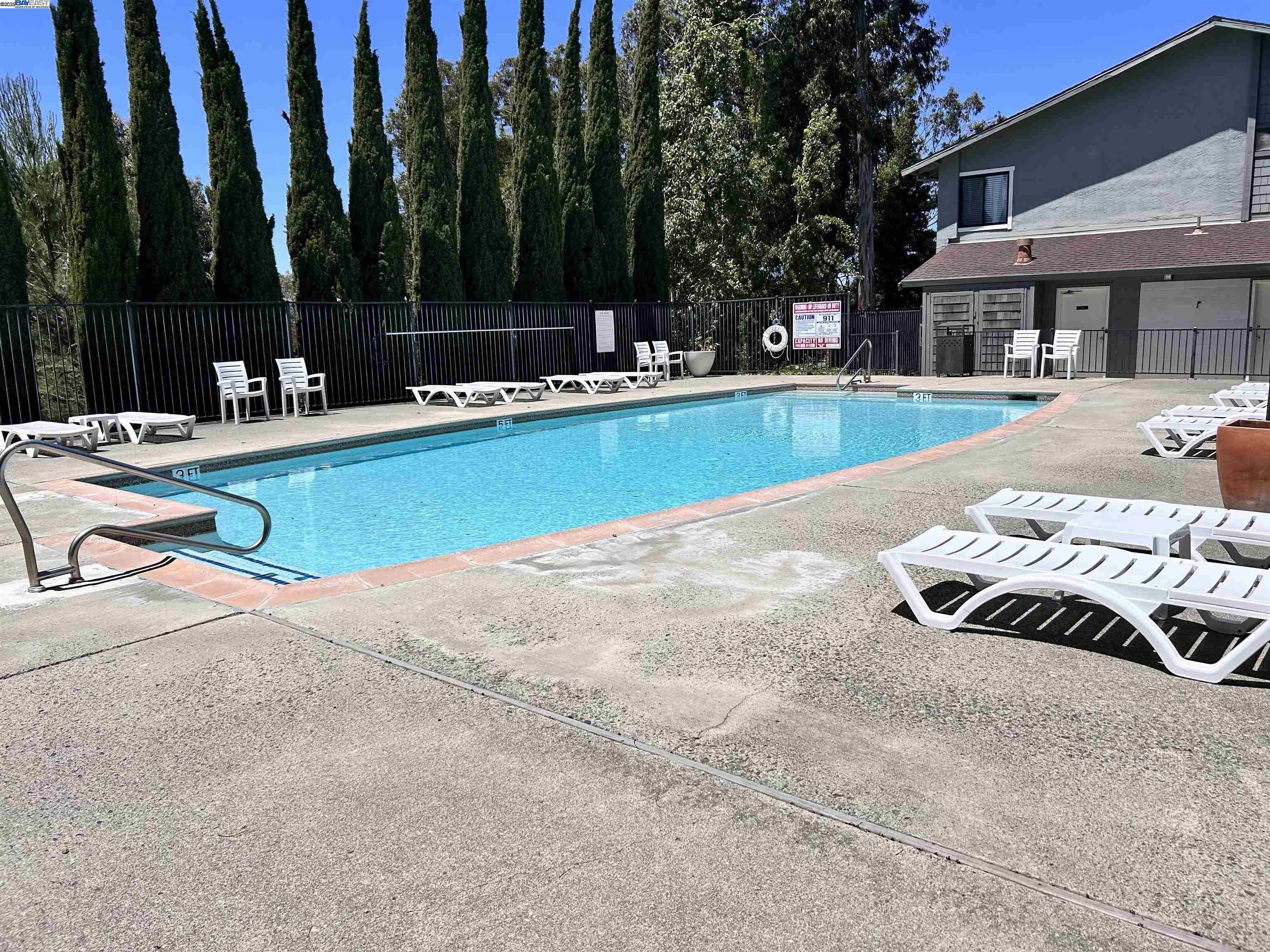 Detail Gallery Image 23 of 23 For 900 Cambridge Dr #26,  Benicia,  CA 94510 - 2 Beds | 1 Baths